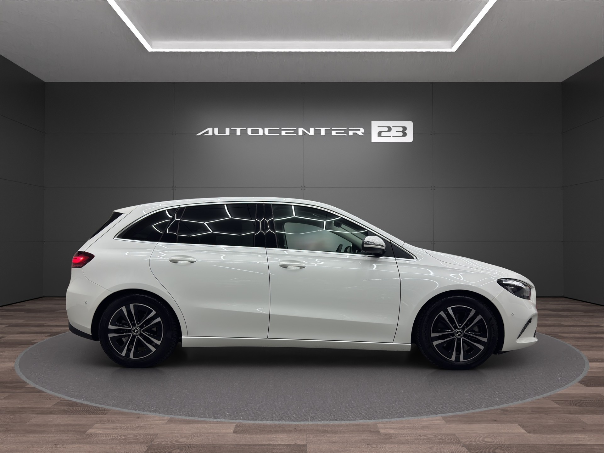 MERCEDES-BENZ B 220 d 8G-DCT-image-5