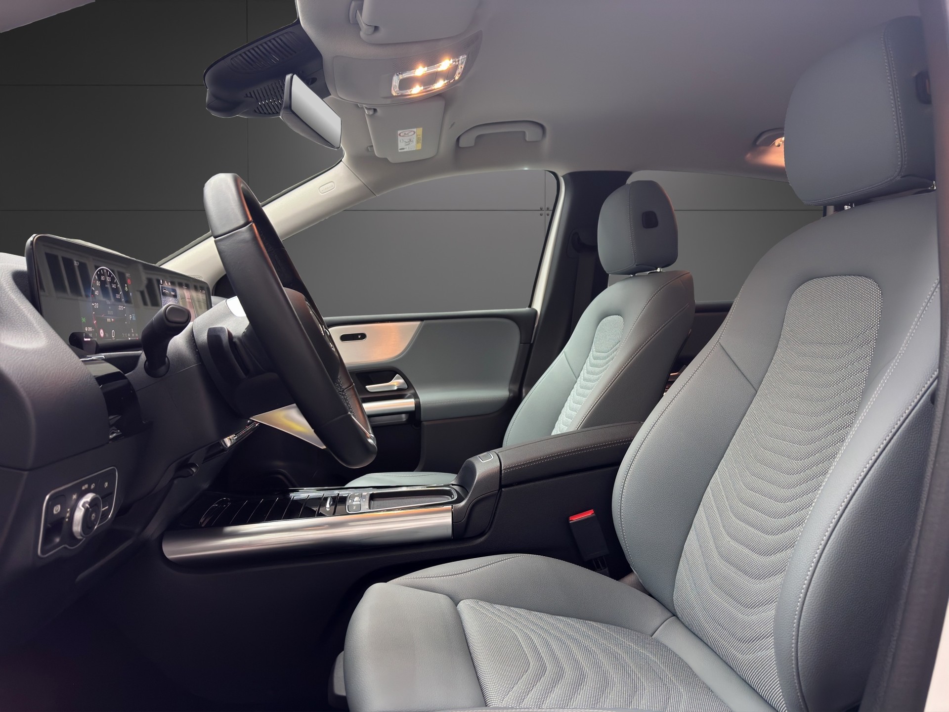 MERCEDES-BENZ B 220 d 8G-DCT-image-8