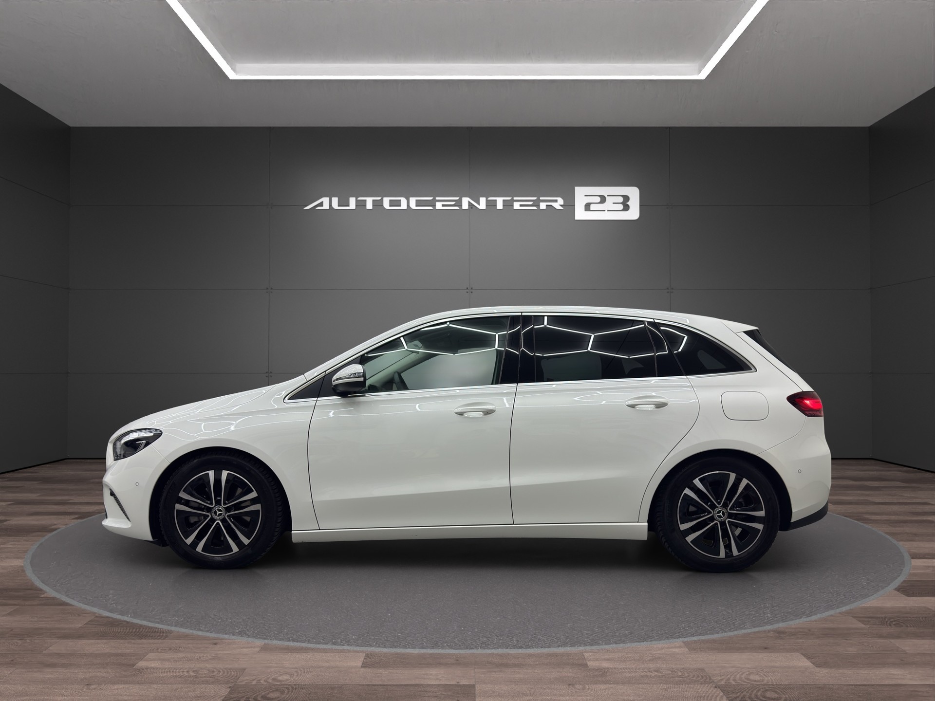 MERCEDES-BENZ B 220 d 8G-DCT-image-1