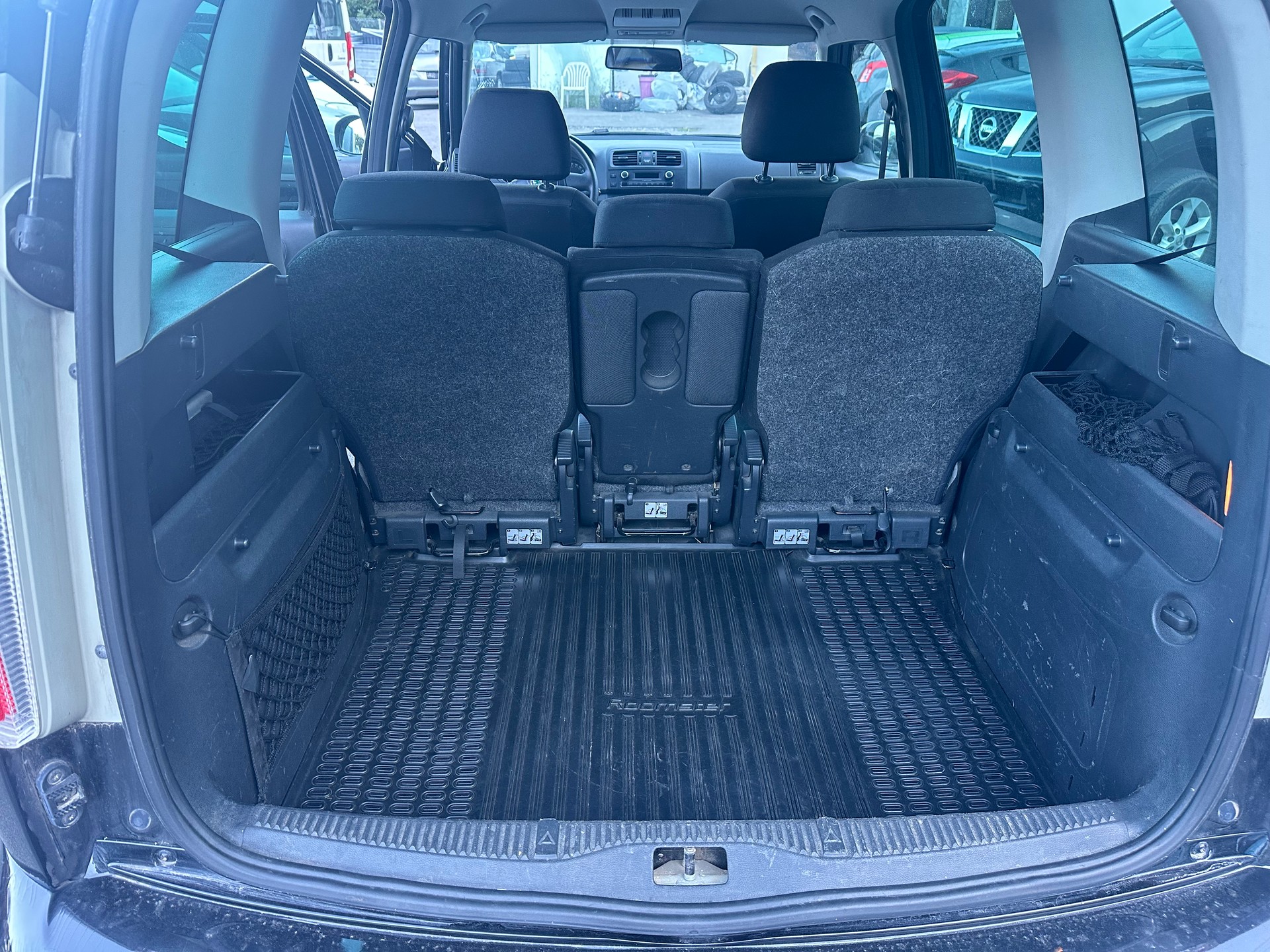 SKODA Roomster 1.2 TSI Elegance-image-9