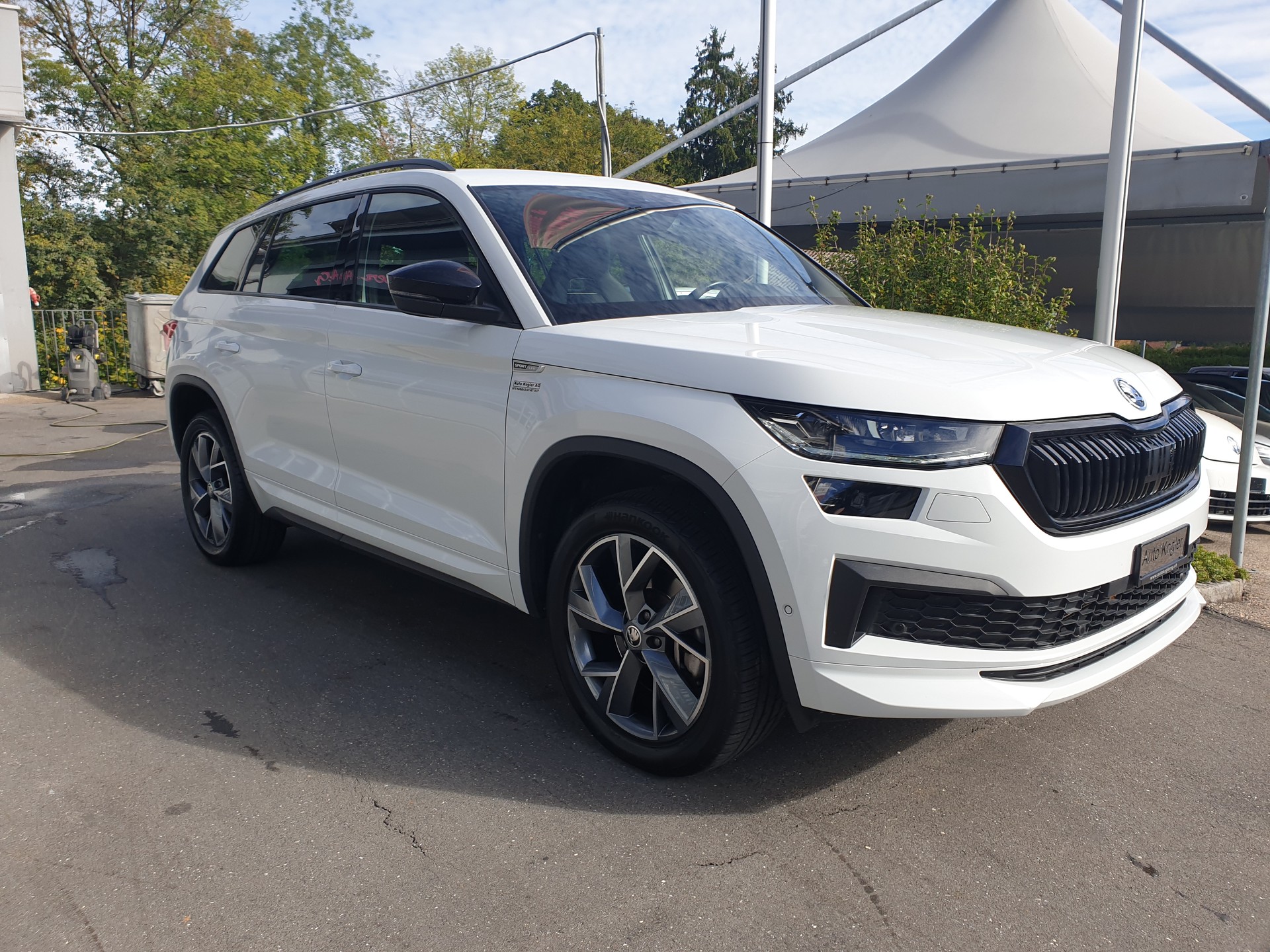 SKODA Kodiaq 2.0 TSI 4x4 SportLine 7P-image-5