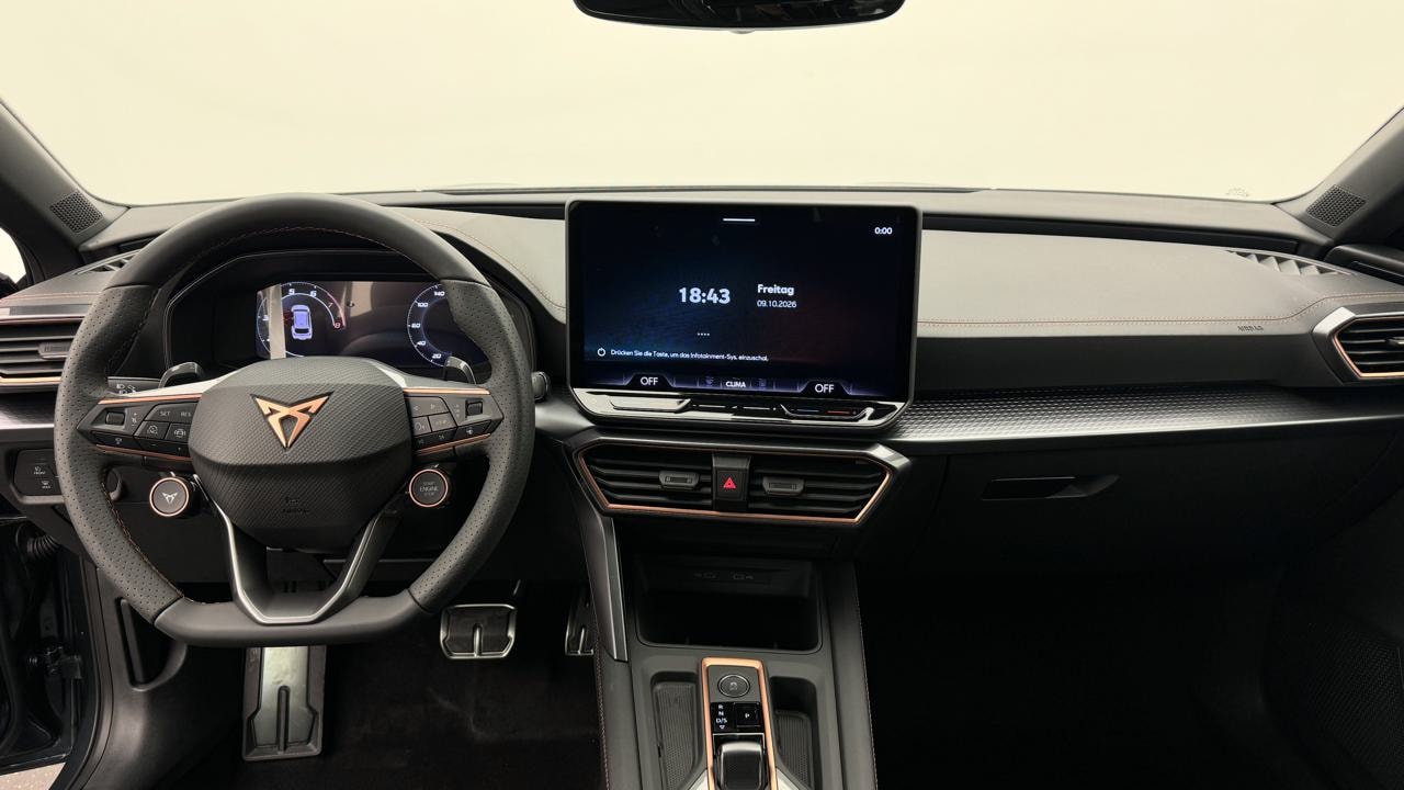 CUPRA LEON ST 1.5 e-HYBRID pHEV VZ Black Edition-image-5