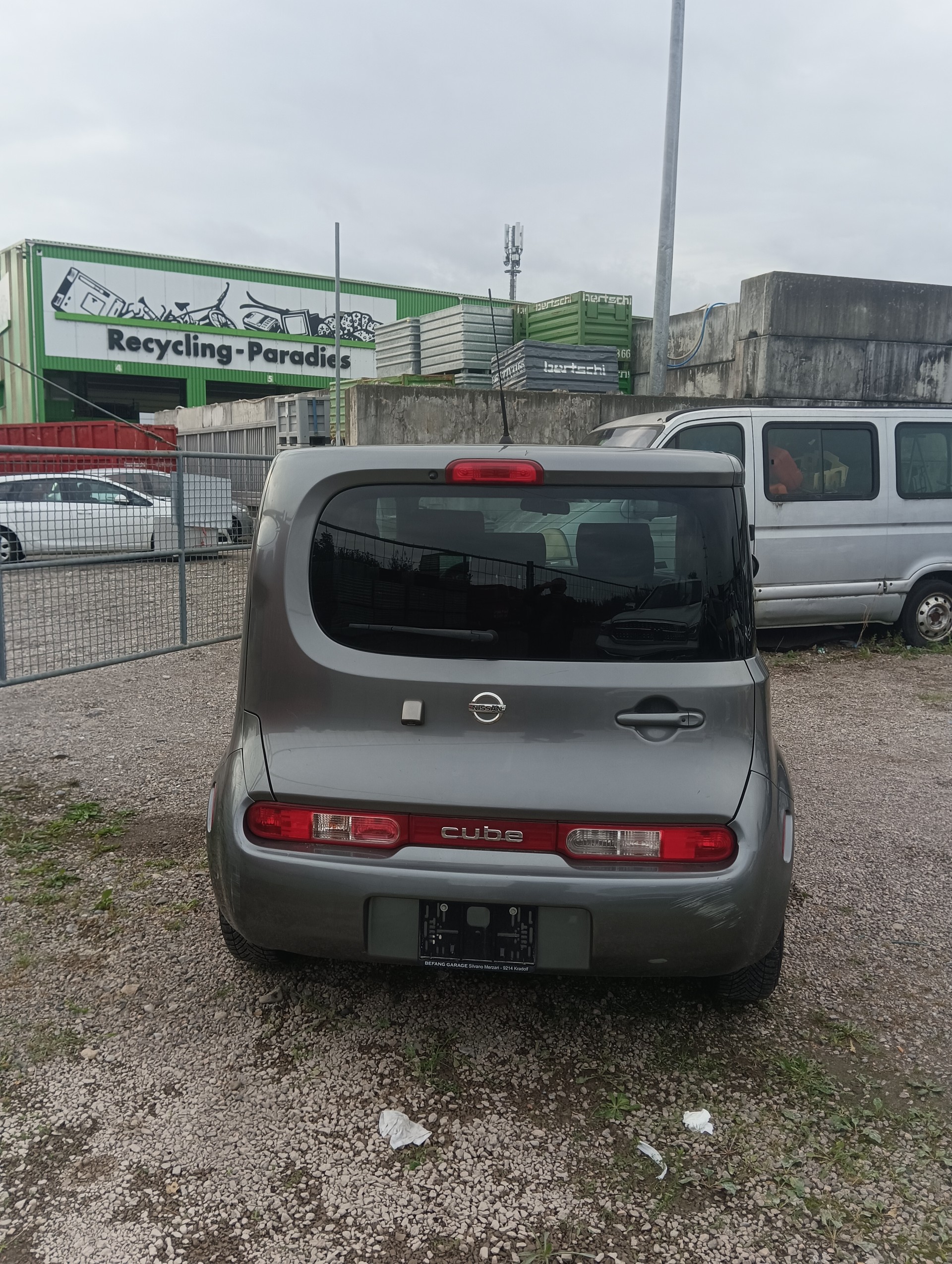 NISSAN Cube 1.6-image-1