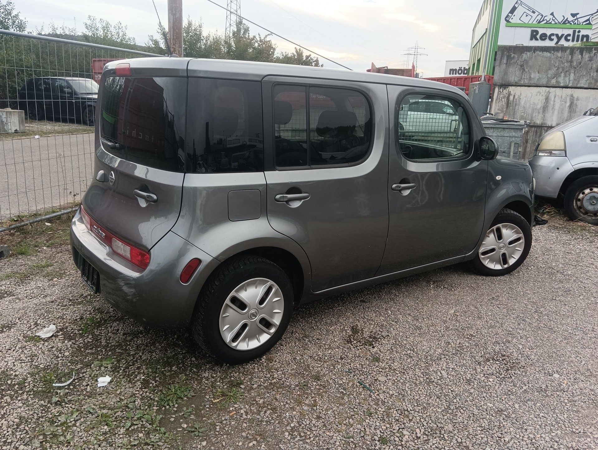 NISSAN Cube 1.6-image-2