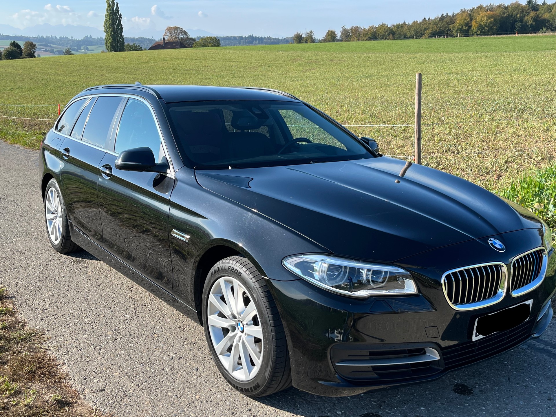 BMW 525d xDrive-image-1