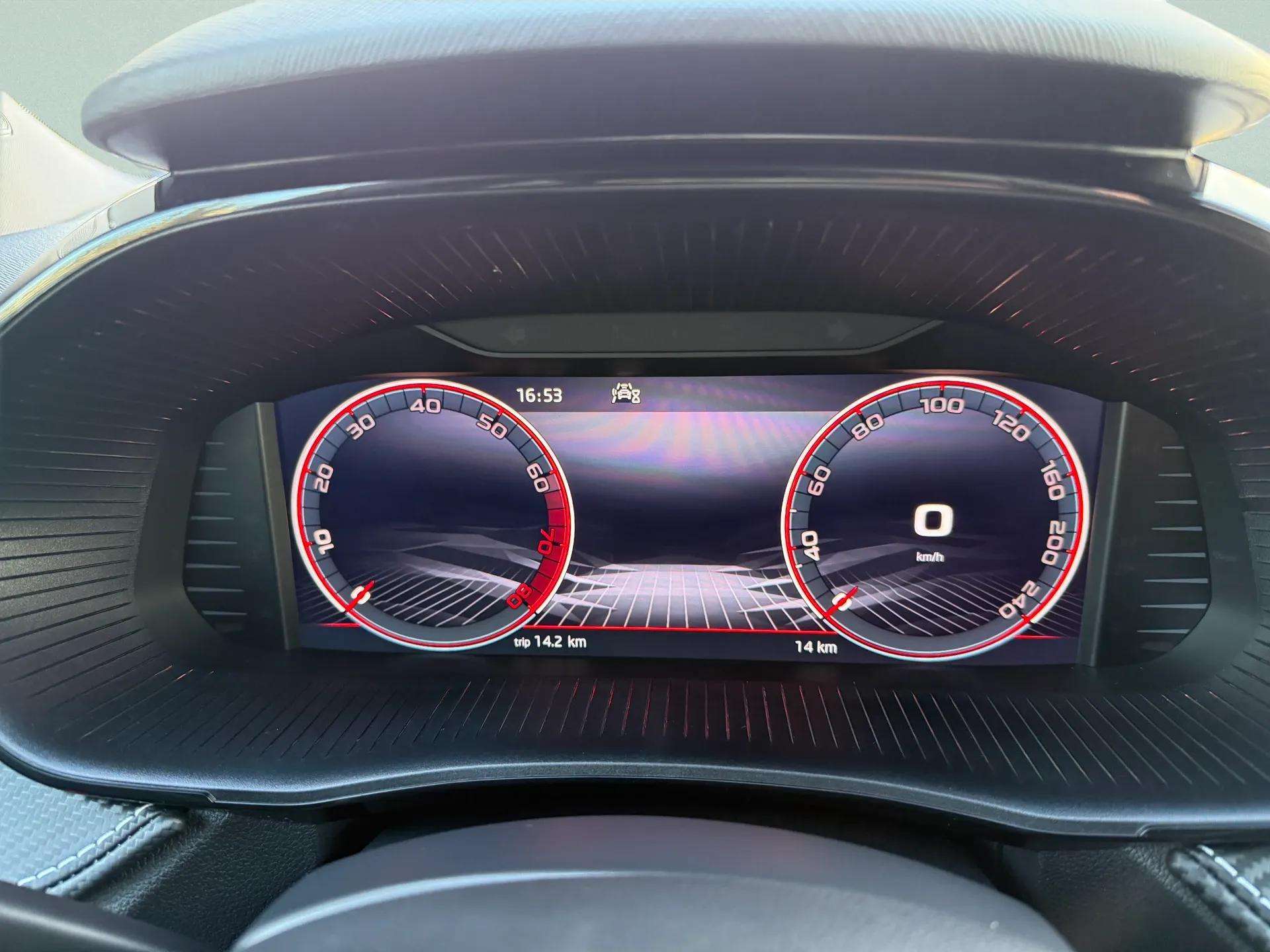 SKODA Fabia 1.0 TSI Monte Carlo DSG-image-14