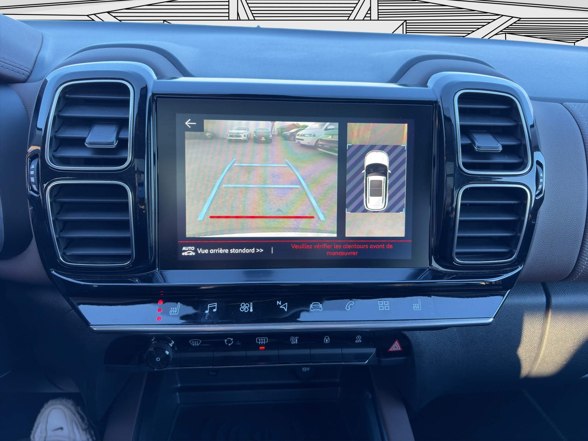 CITROEN C5 Aircross 1.6 PureTech Shine-image-8