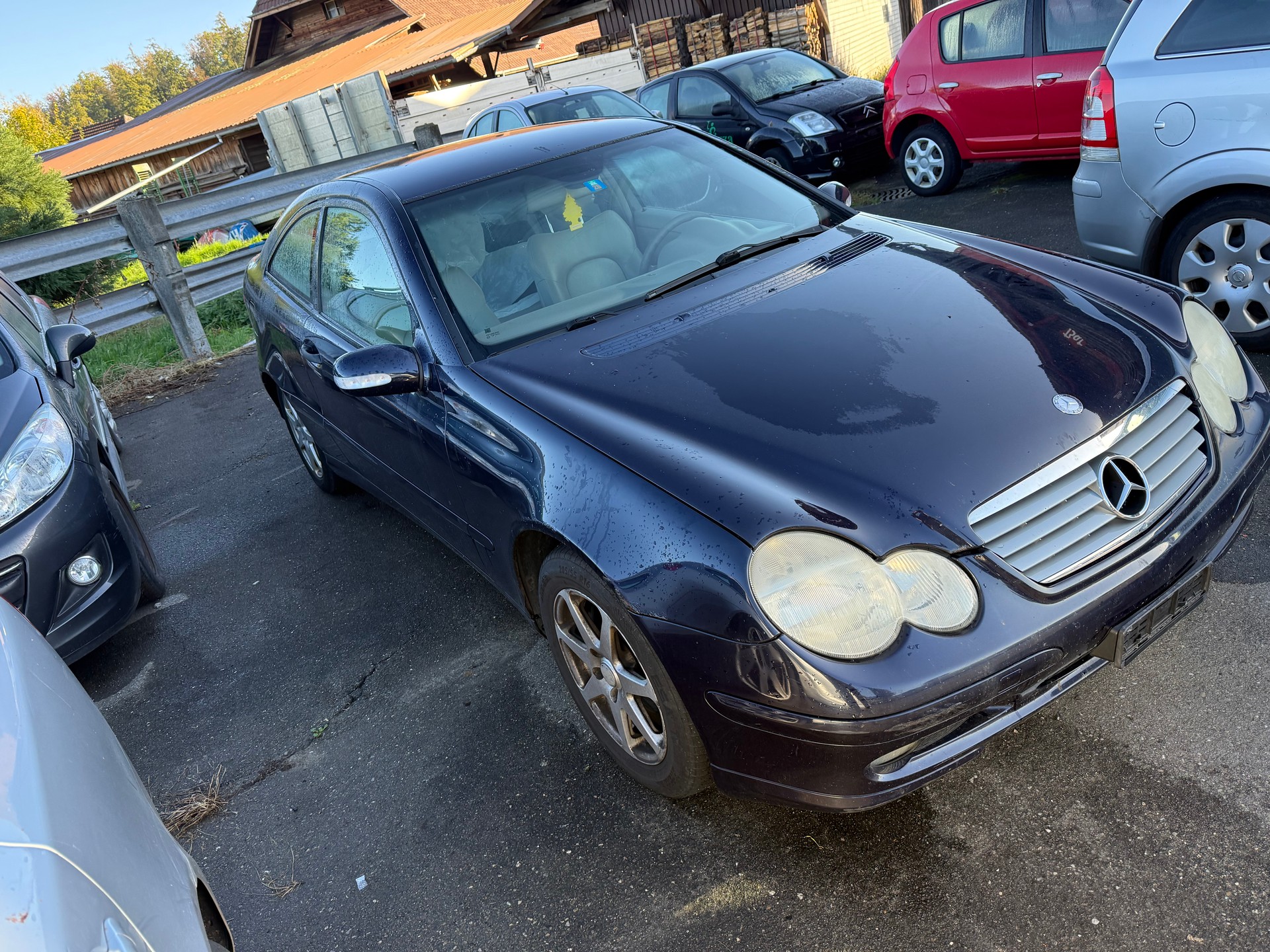 MERCEDES-BENZ C 200 Kompressor-image-1