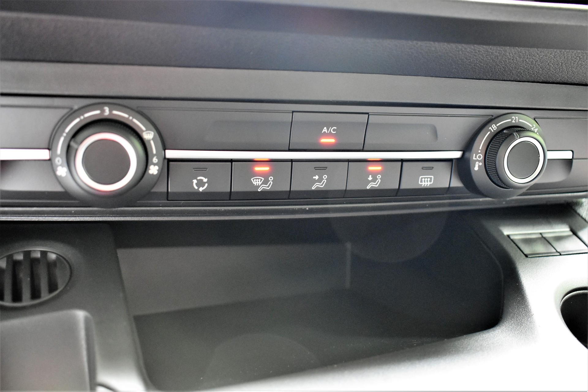 OPEL Combo Cargo 1.2 start/stop-image-13