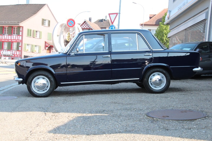 FIAT 124 1.2 Limousine-image-0