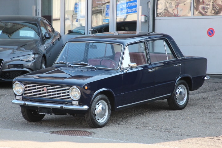 FIAT 124 1.2 Limousine-image-1