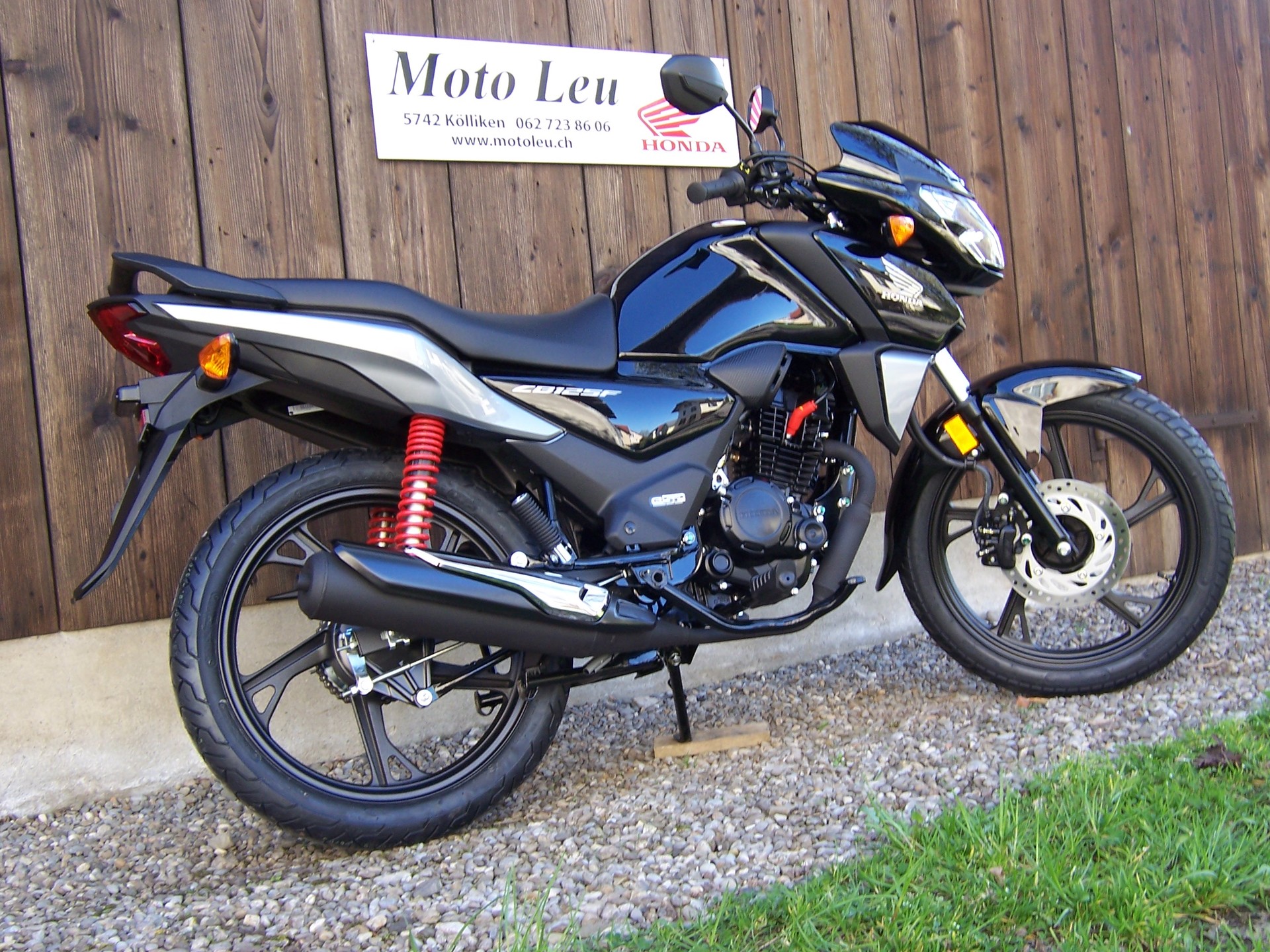 HONDA CBF 125 M-image-8