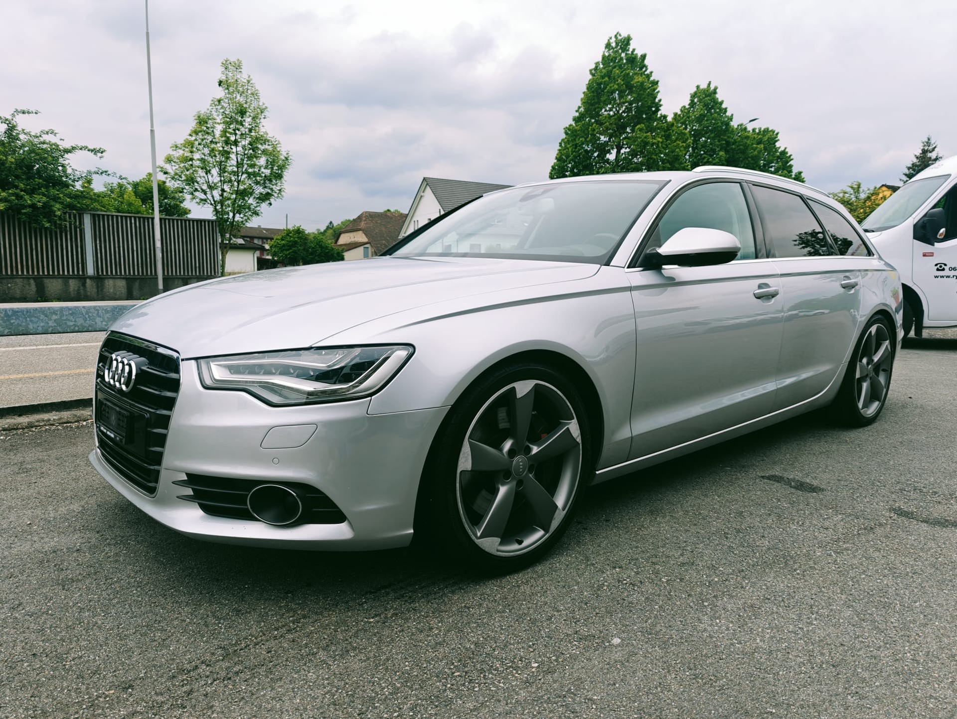 AUDI A6 Avant 3.0 TFSI V6 quattro S-tronic • 420PS • ACC • Bose Soundsystem • Head-Up Display • Corner view cameras • frisch ab MFK