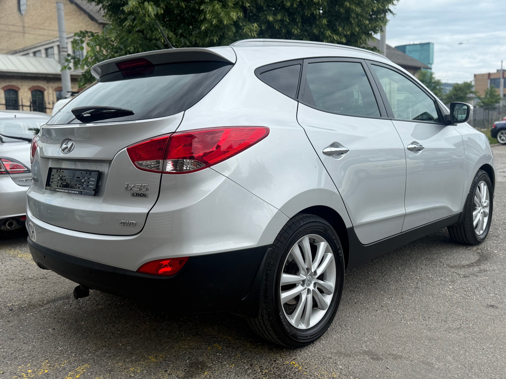 HYUNDAI iX 35 2.0 CRDi Style 4WD-image-5