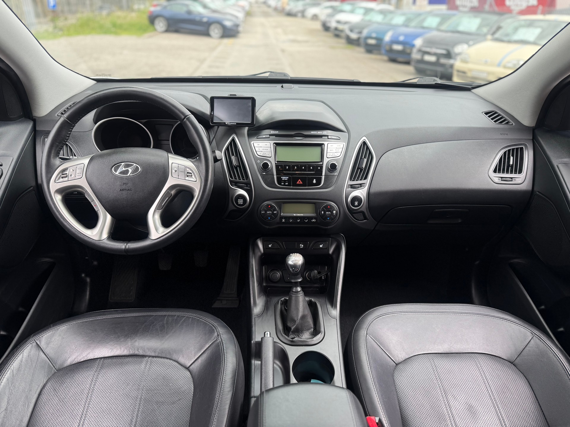 HYUNDAI iX 35 2.0 CRDi Style 4WD-image-8