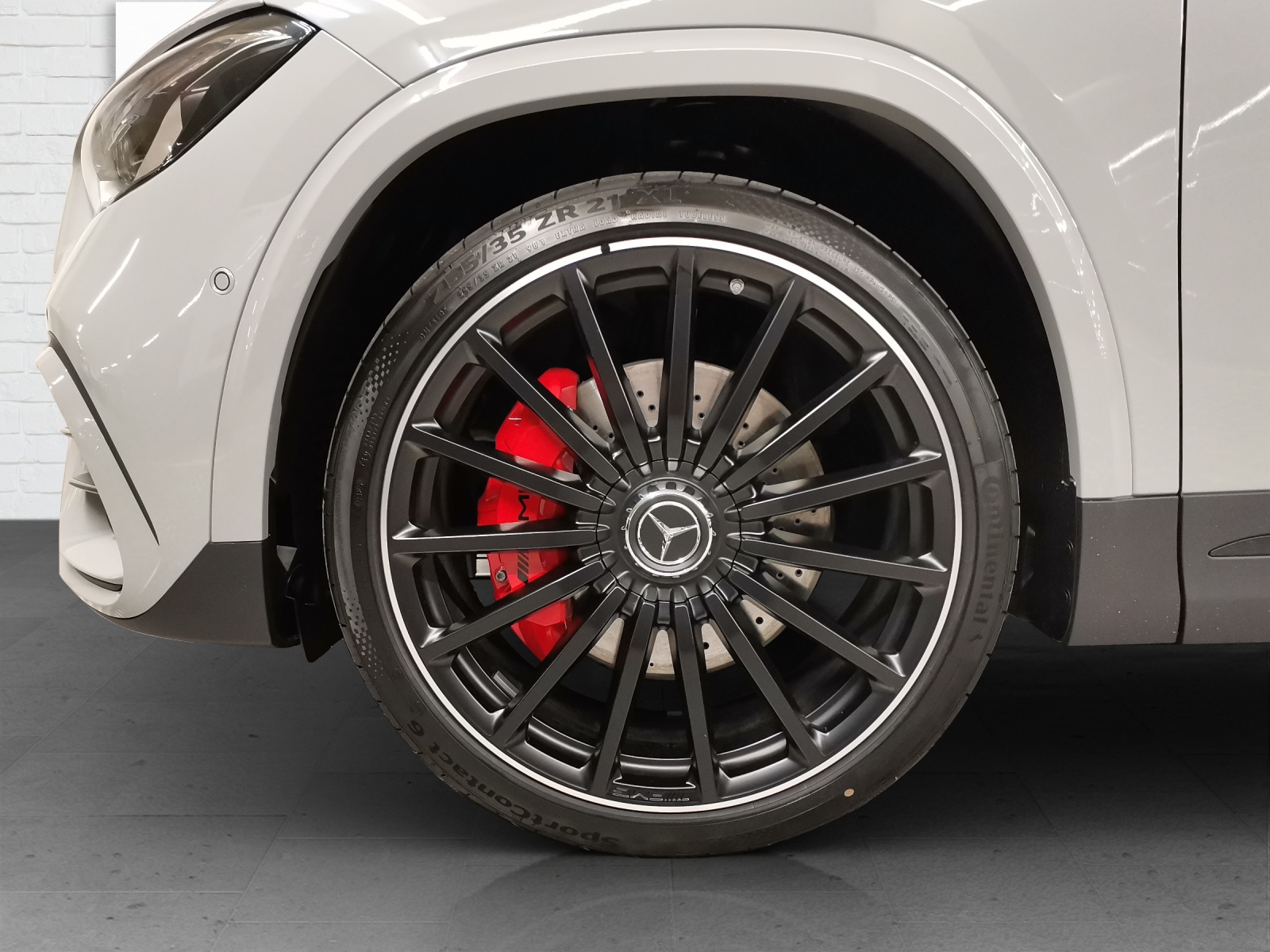 MERCEDES-BENZ AMG GLA 35 4Matic-image-5