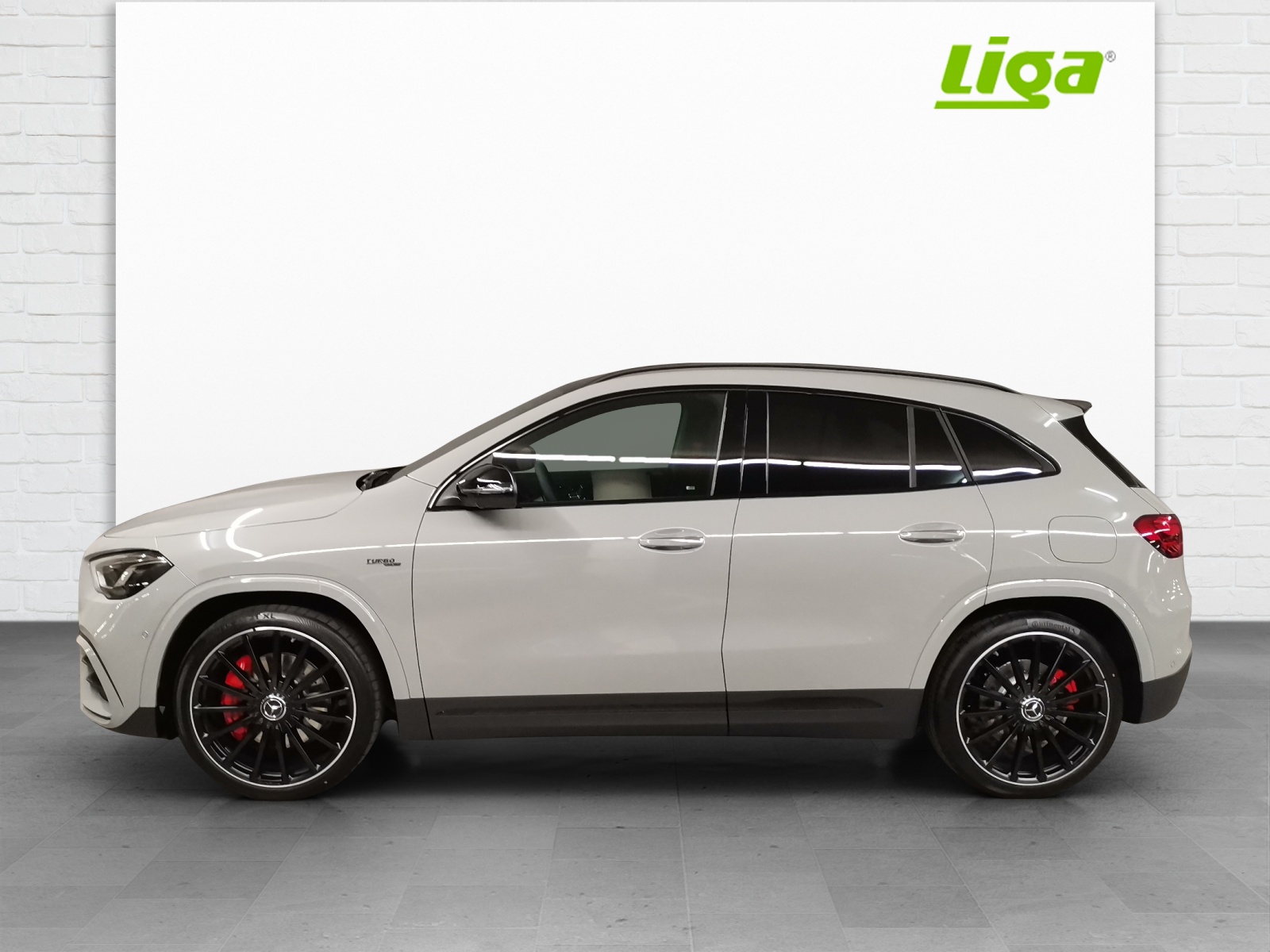MERCEDES-BENZ AMG GLA 35 4Matic-image-0