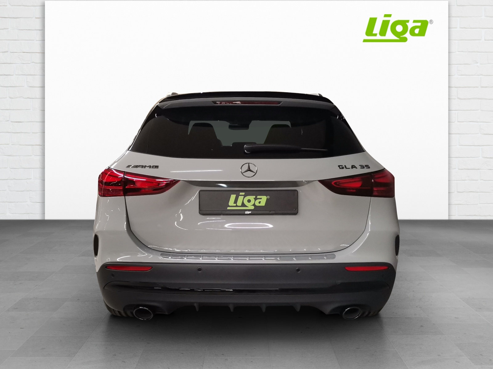 MERCEDES-BENZ AMG GLA 35 4Matic-image-4
