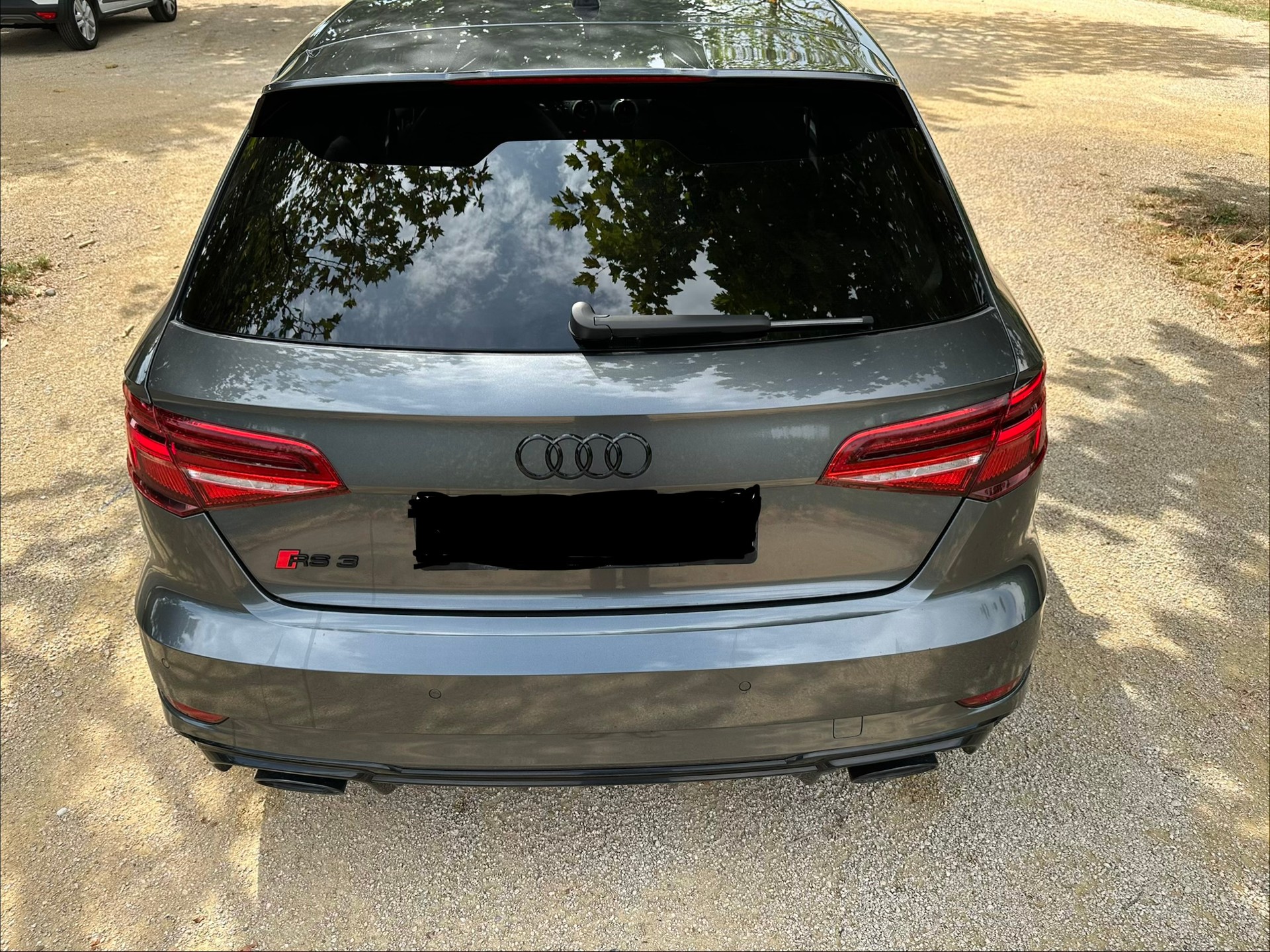 AUDI RS3 Sportback 2.5 TSI quattro S-tronic-image-3