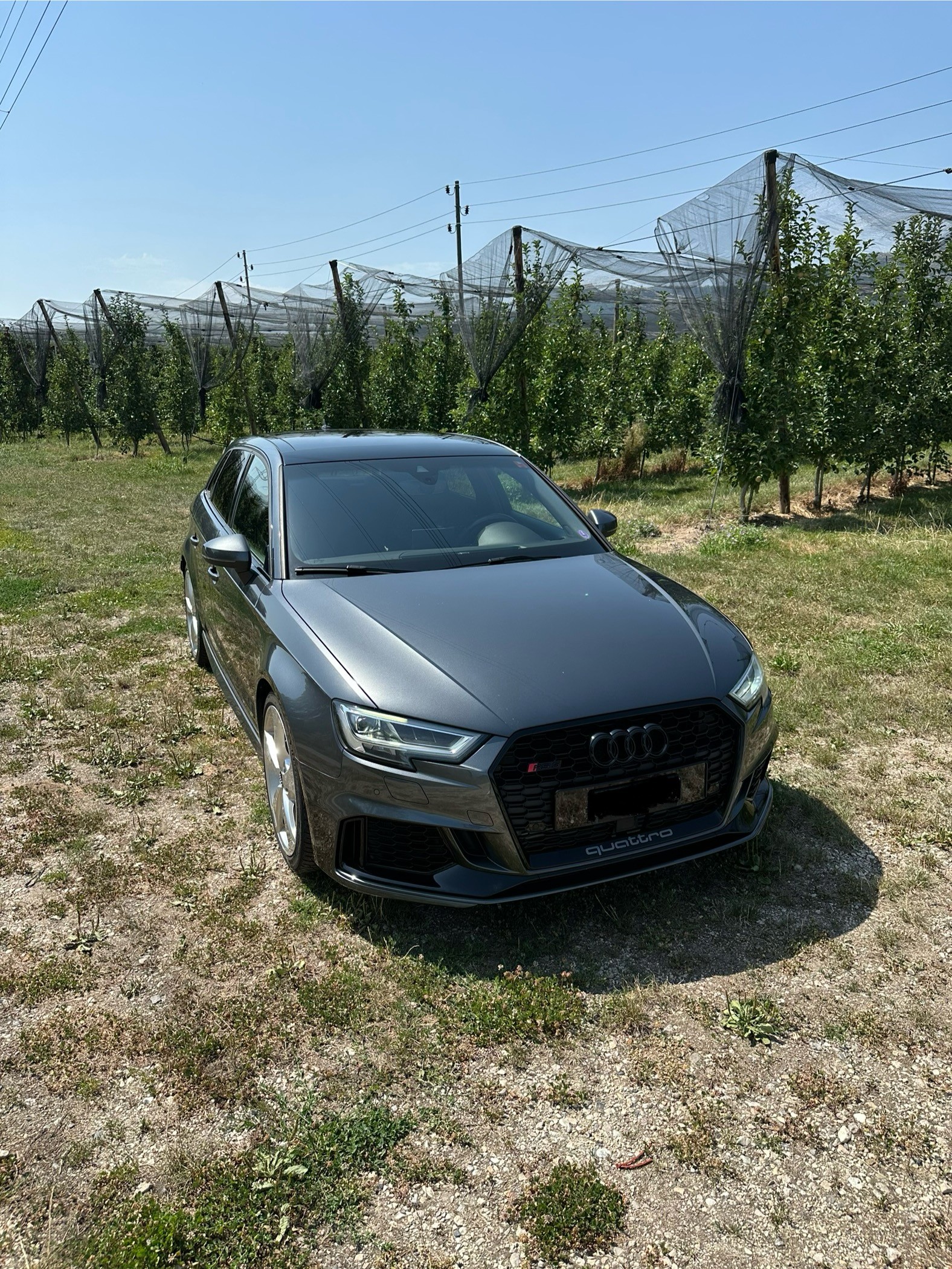 AUDI RS3 Sportback 2.5 TSI quattro S-tronic-image-0