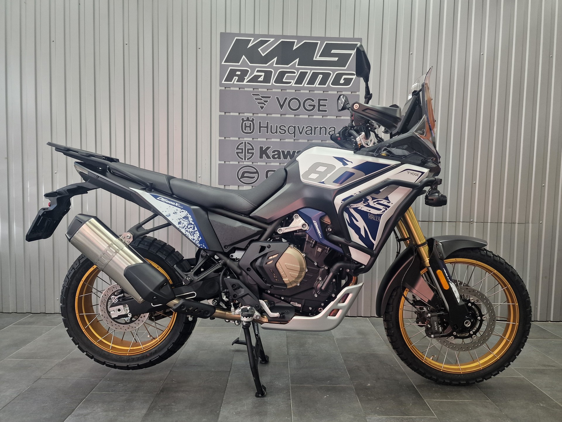 VOGE 800 DS Rally-showroom-element-1