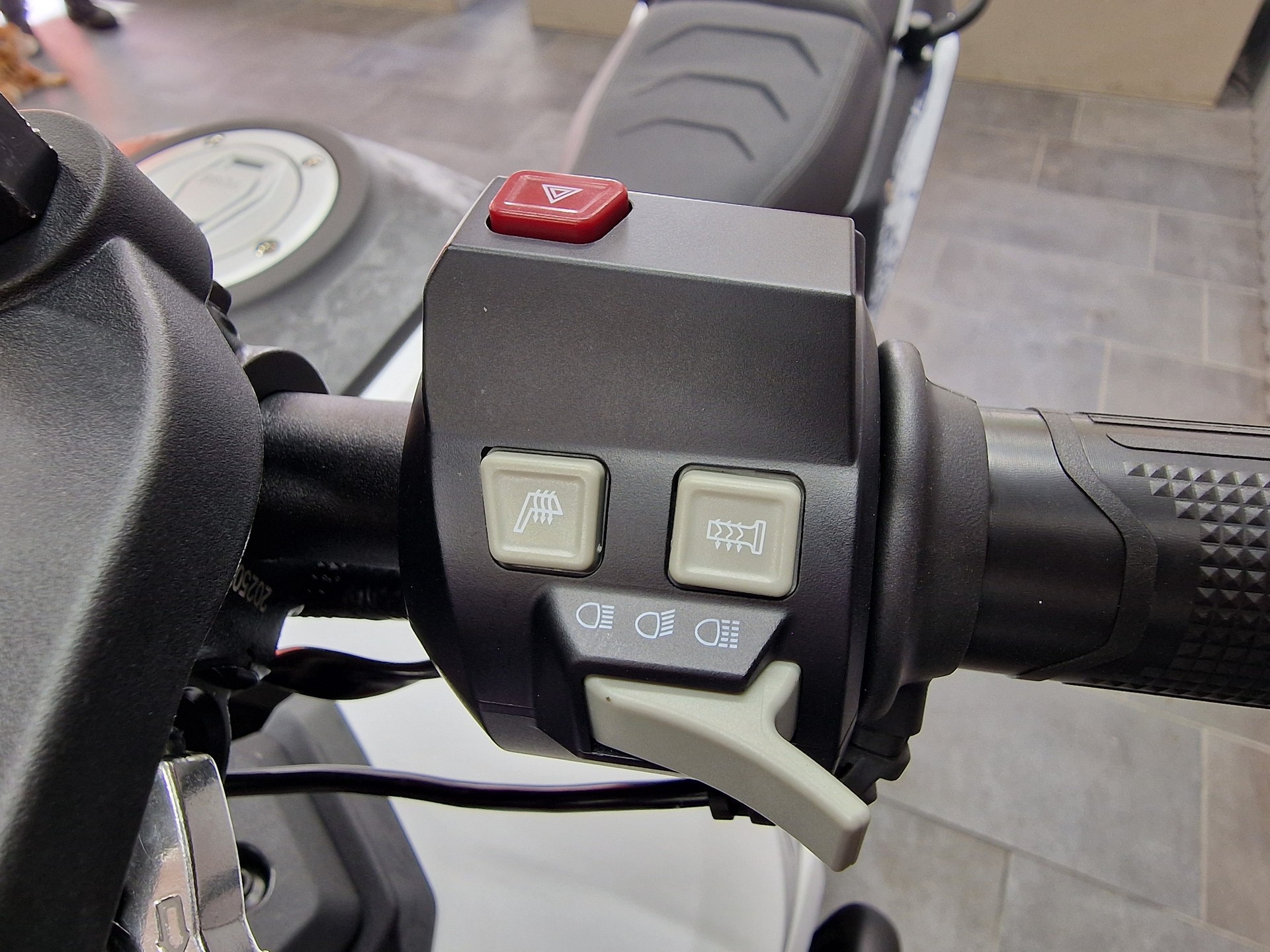 VOGE 800 DS Rally-image-12