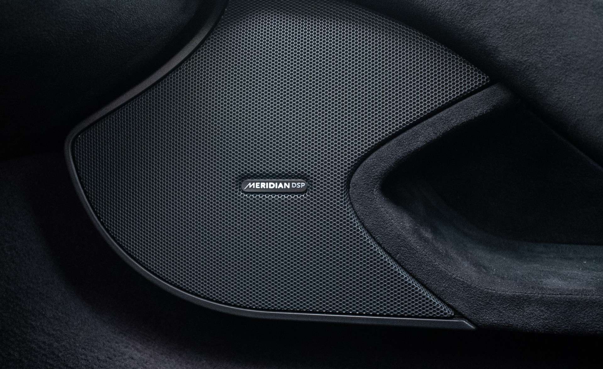 McLAREN 675LT Coupé 3.8 V8 SSG-image-9
