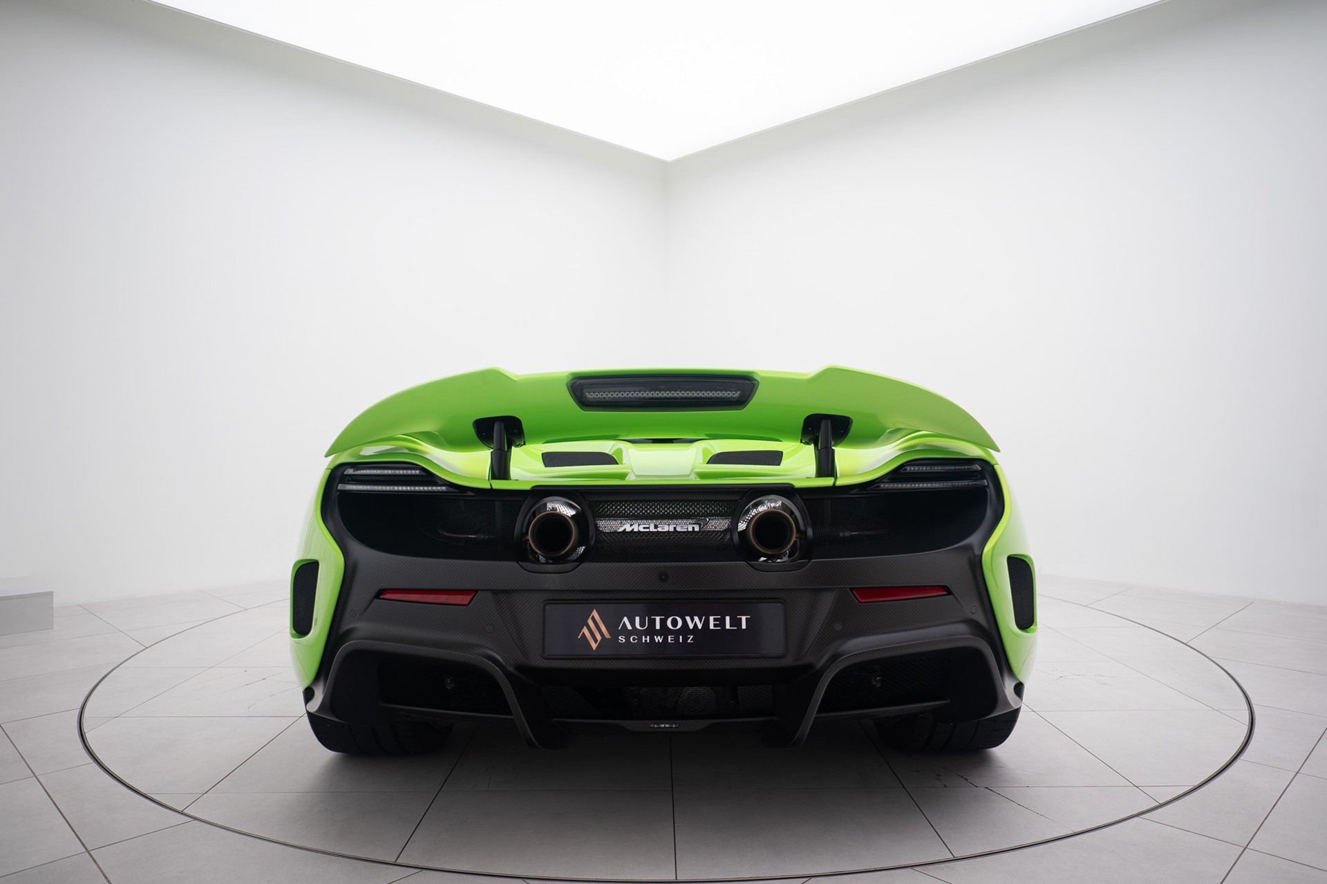 McLAREN 675LT Coupé 3.8 V8 SSG-image-4