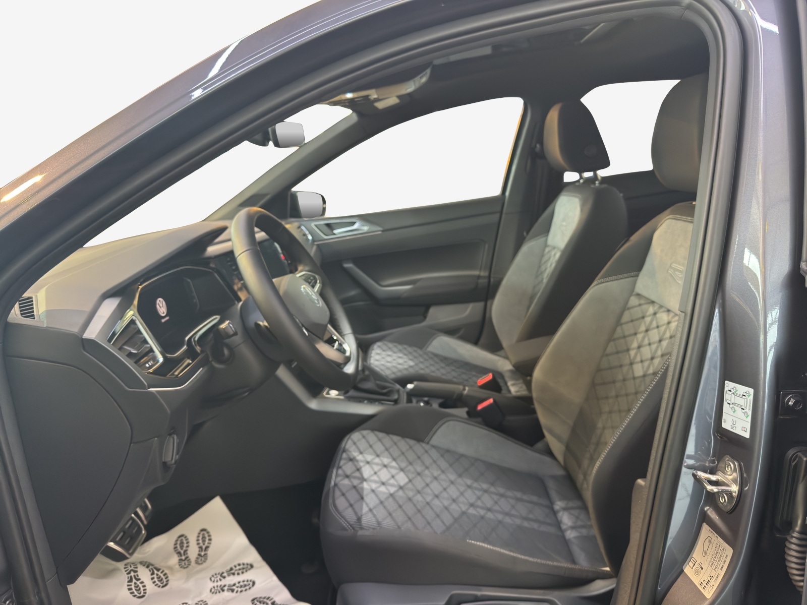 VW Polo 1.0 TSI Life DSG-image-7