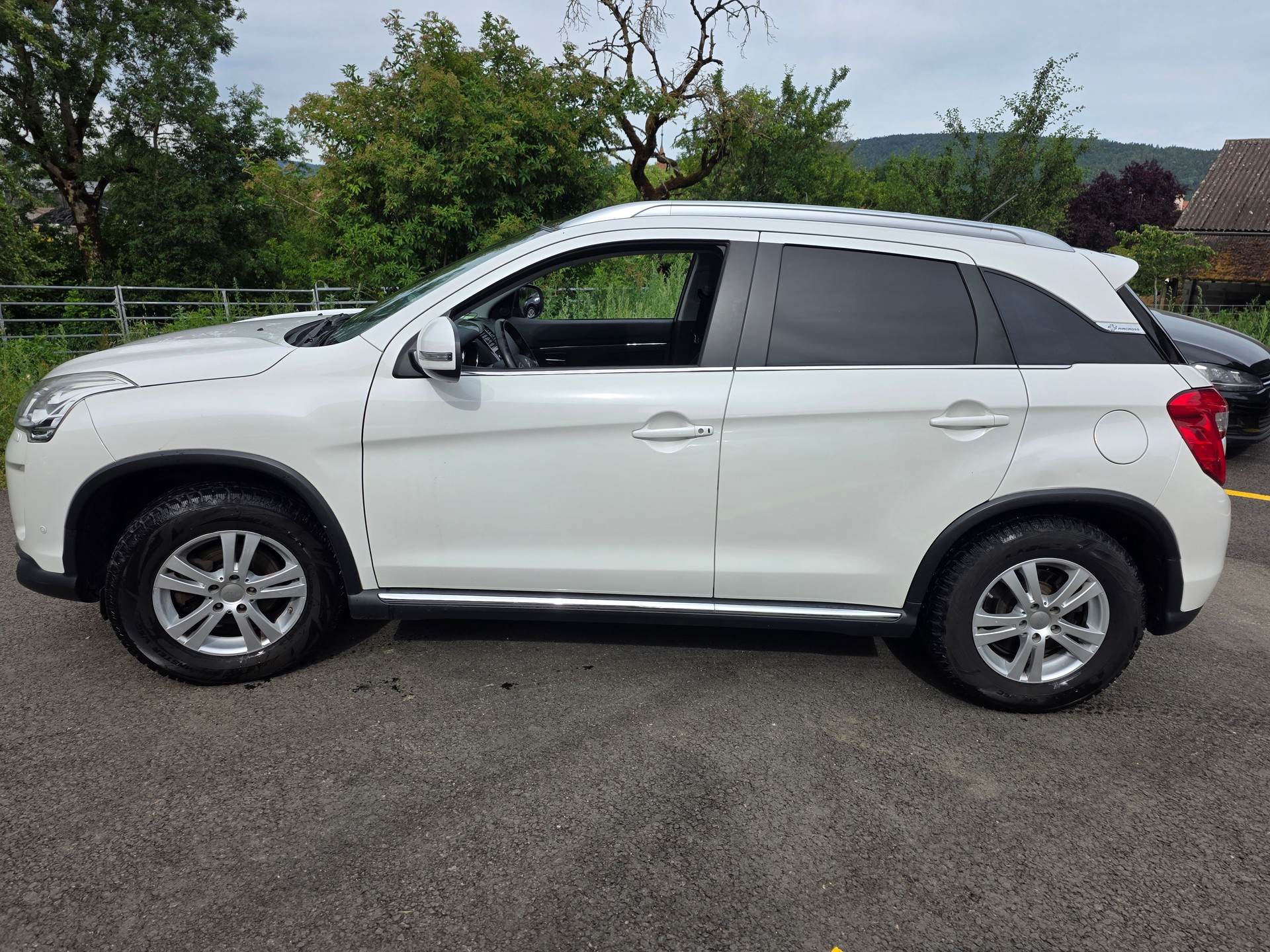 CITROEN C4 Aircross 1.6 HDi Exclusive 4WD-image-5