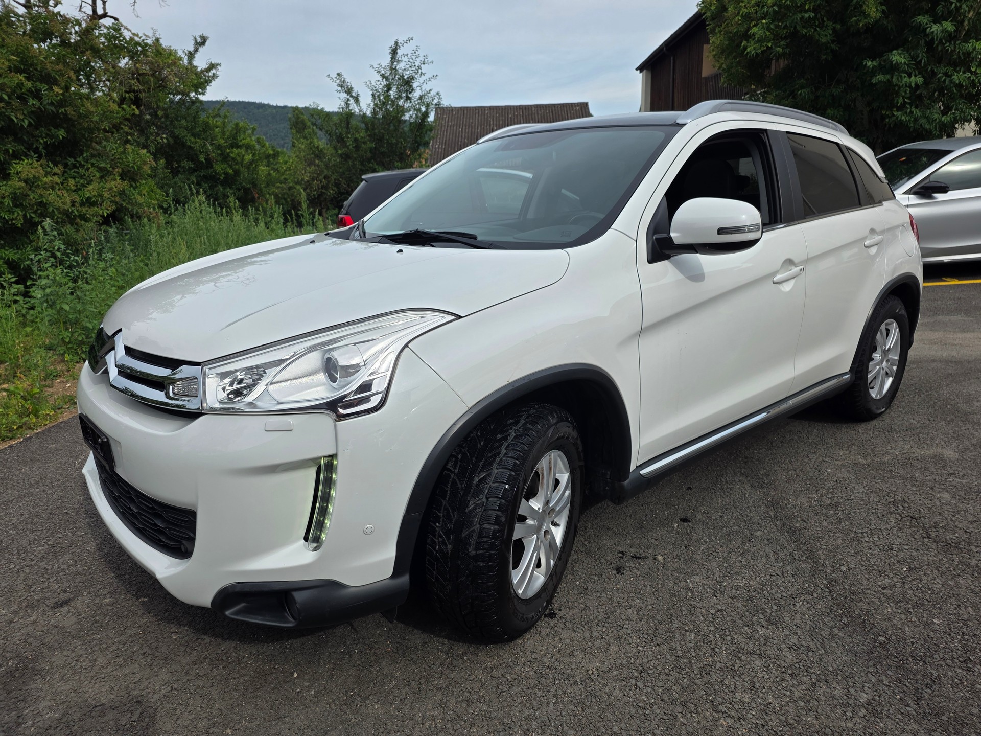 CITROEN C4 Aircross 1.6 HDi Exclusive 4WD-image-6