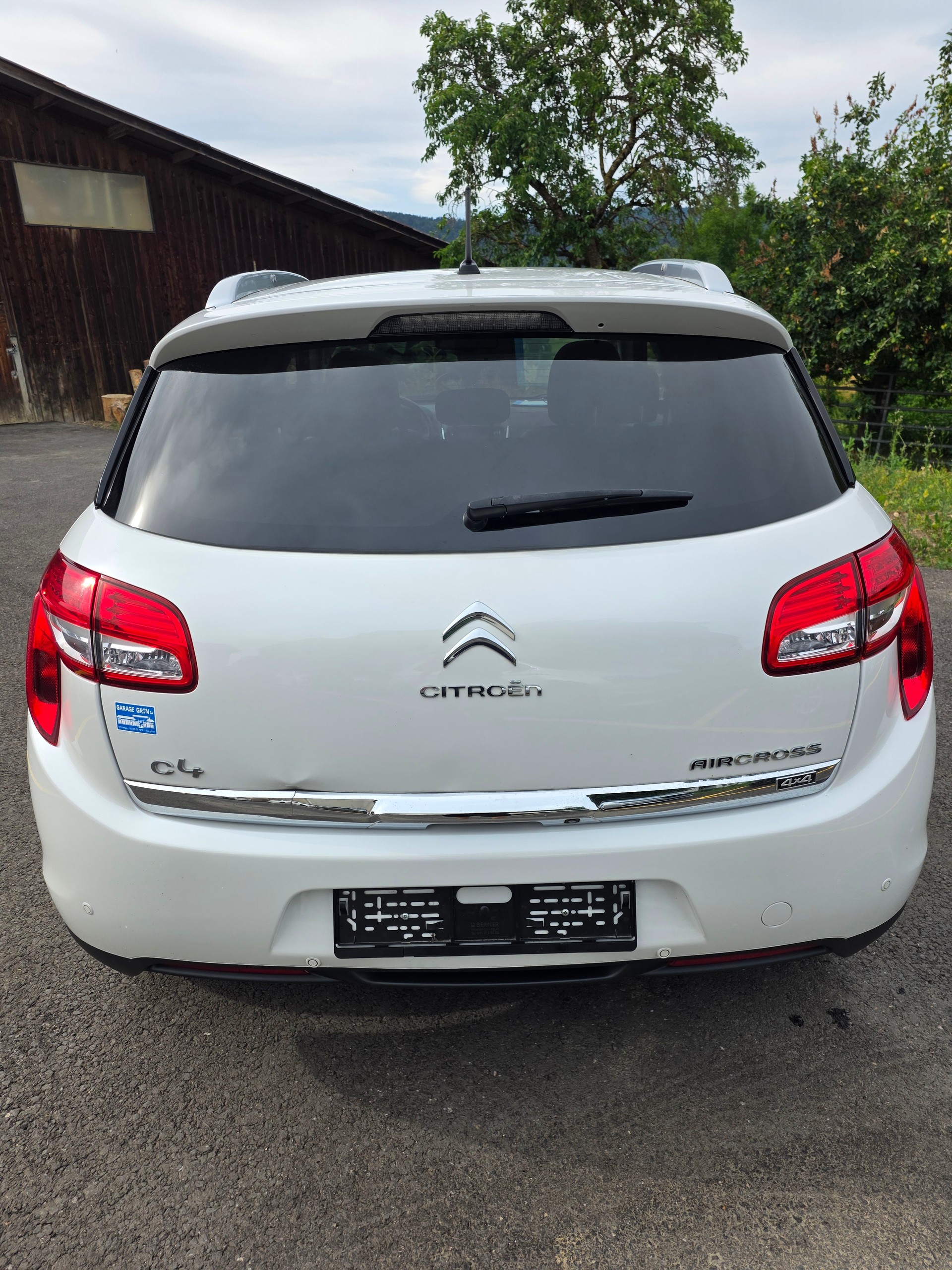 CITROEN C4 Aircross 1.6 HDi Exclusive 4WD-image-3