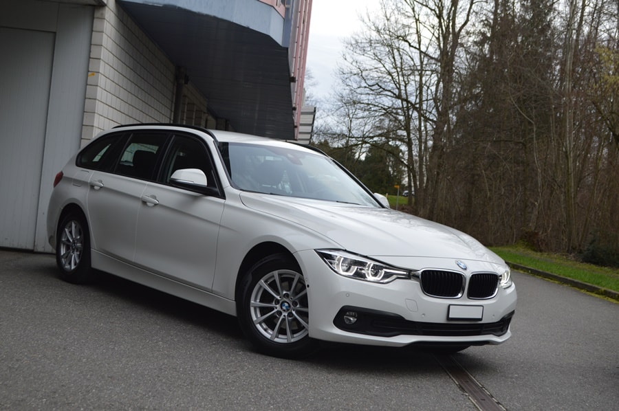BMW 318d Touring Steptronic-image-0