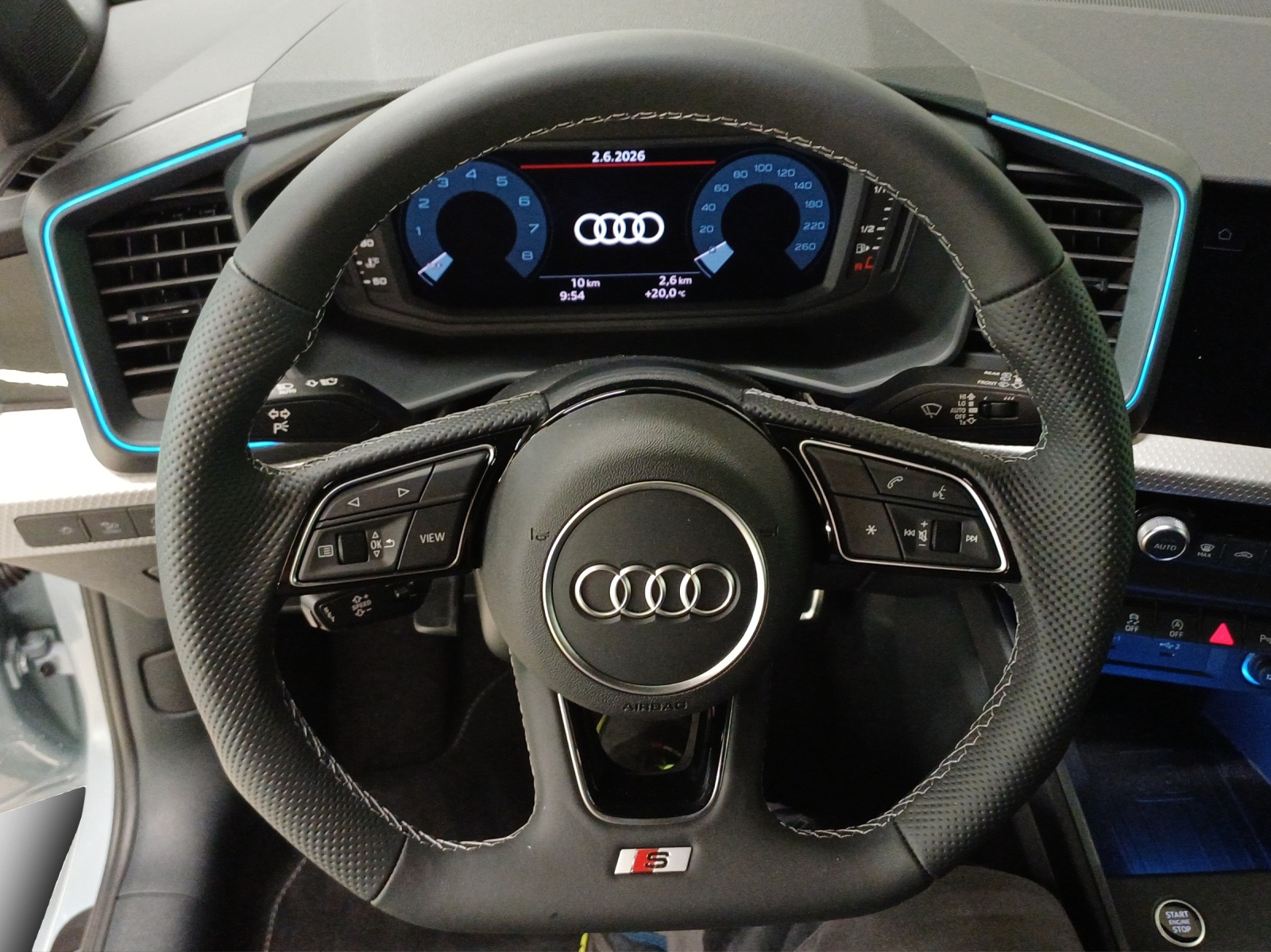 AUDI A1 Sportback 30 TFSI S Line Attraction S-tronic-image-9