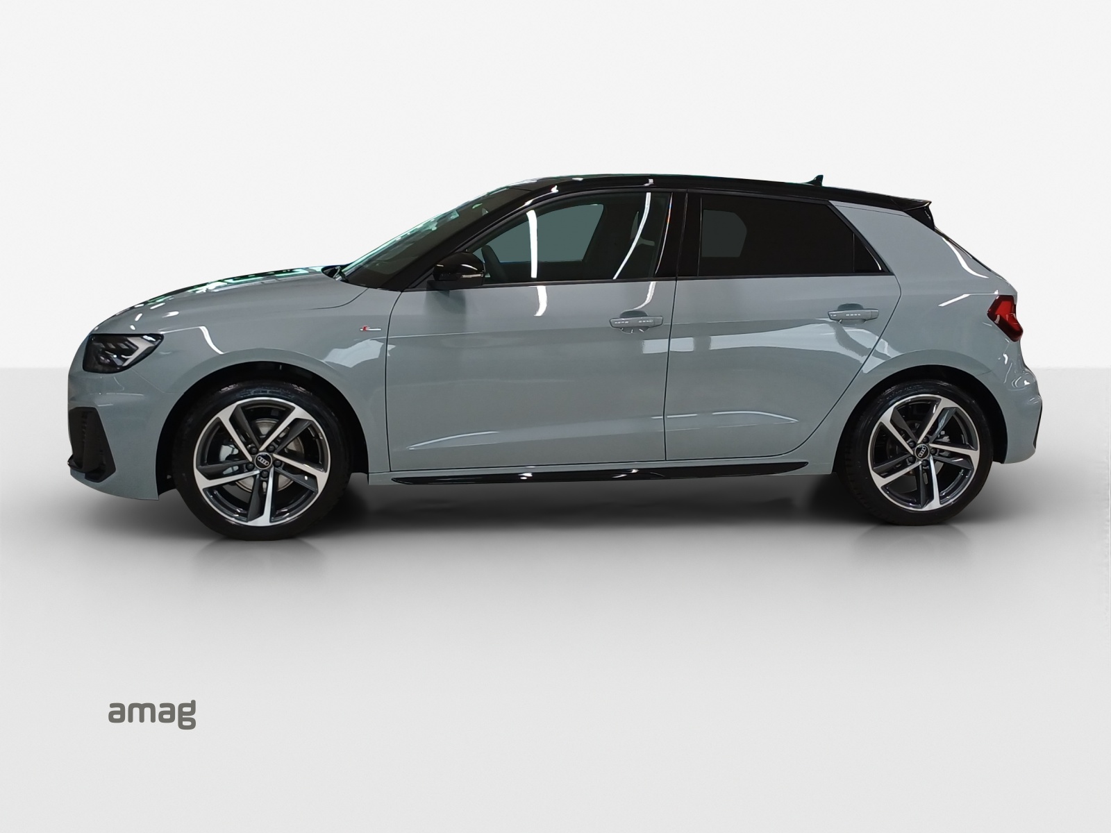 AUDI A1 Sportback 30 TFSI S Line Attraction S-tronic-image-1