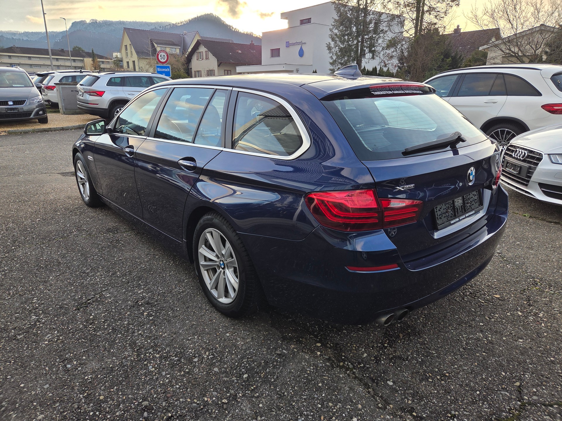 BMW 520d Touring xDrive Steptronic-image-6