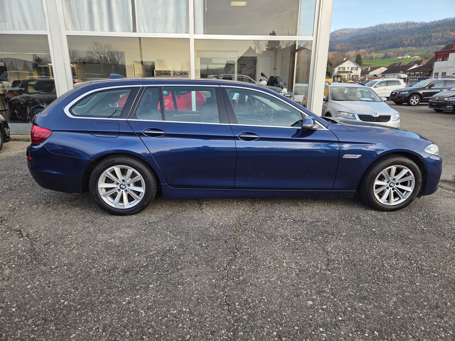 BMW 520d Touring xDrive Steptronic-image-9