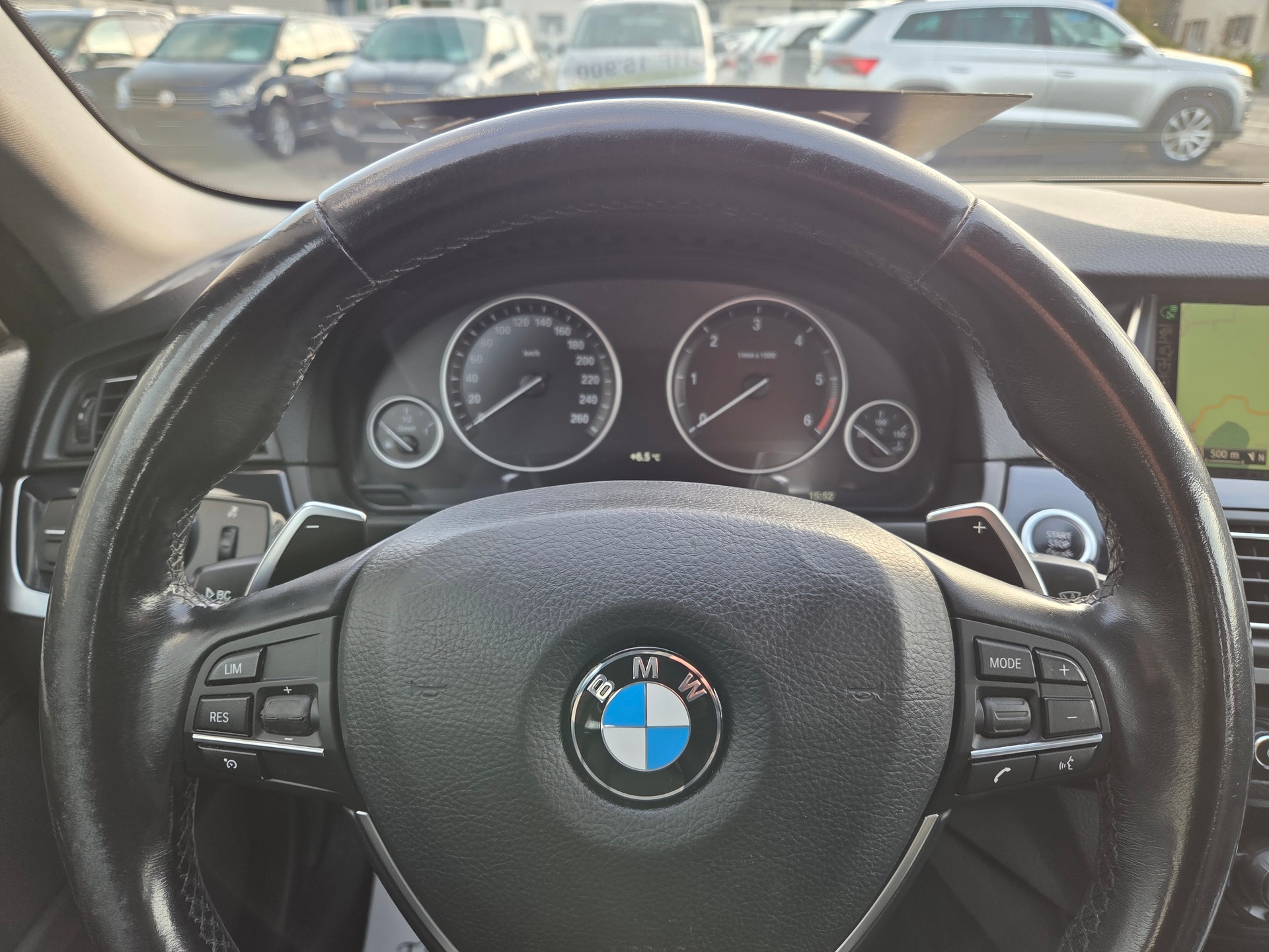 BMW 520d Touring xDrive Steptronic-image-21