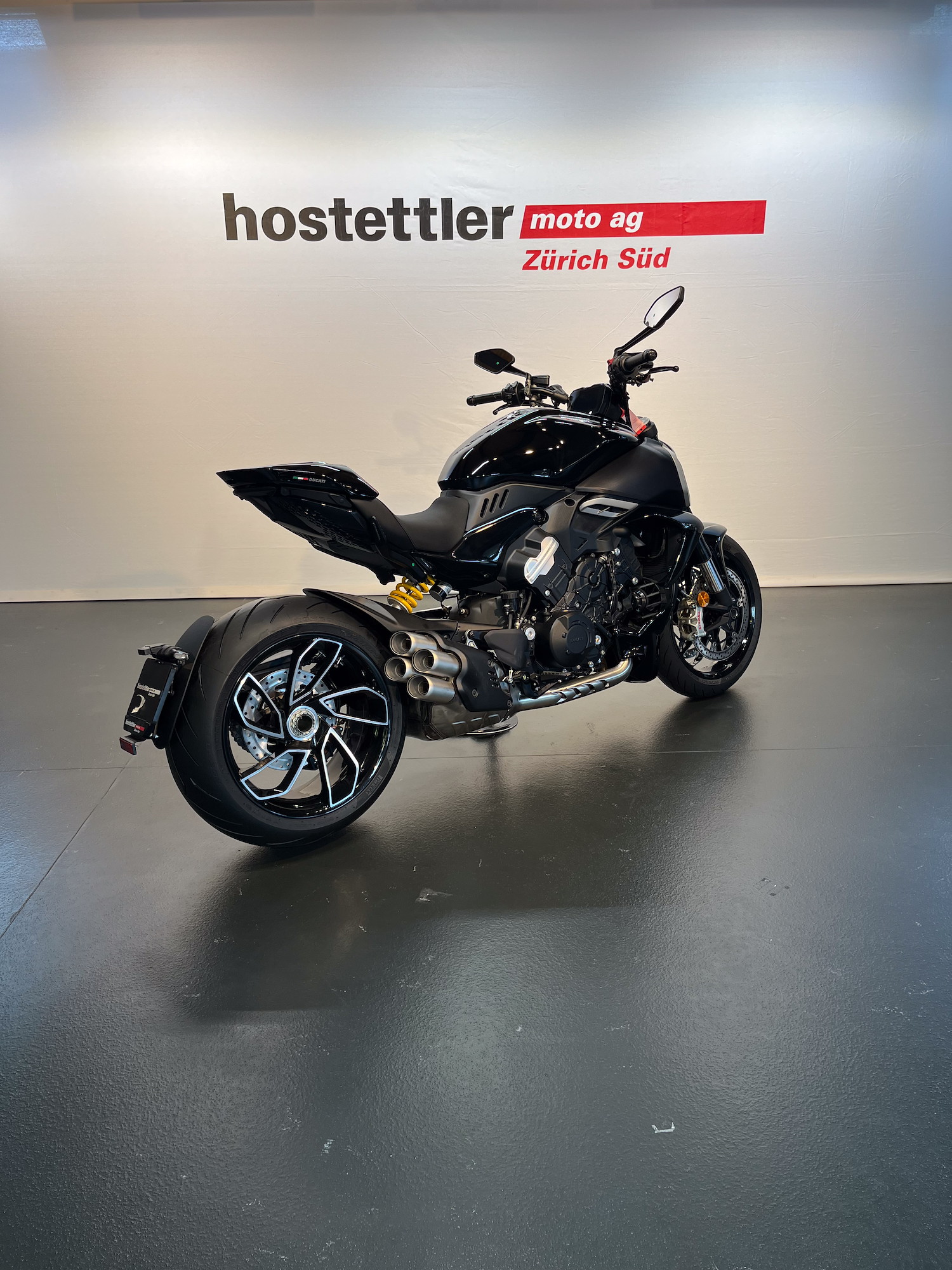 DUCATI 1160 Diavel V4 ABS-showroom-element-3