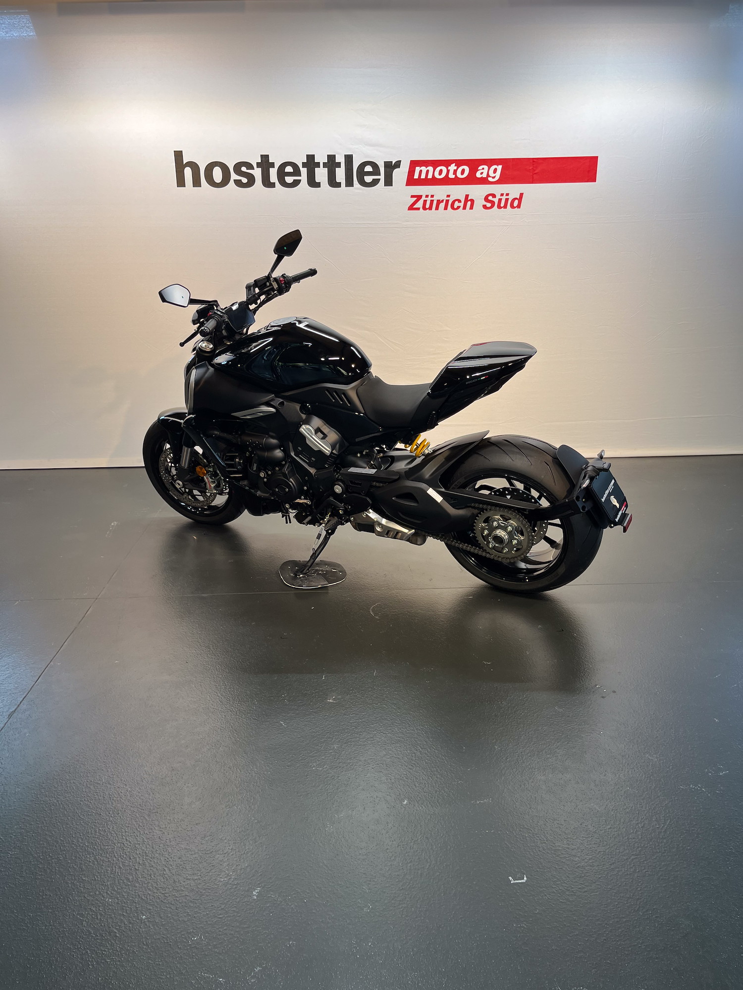 DUCATI 1160 Diavel V4 ABS-showroom-element-1