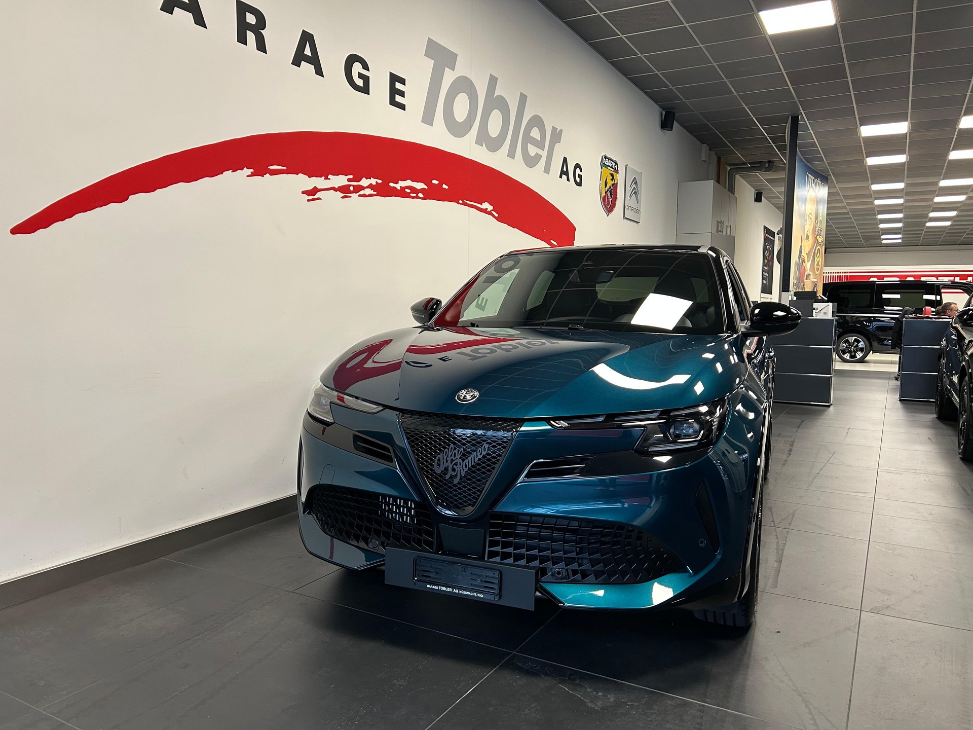 ALFA ROMEO Junior 1.2 Ibrida Q4-image-3