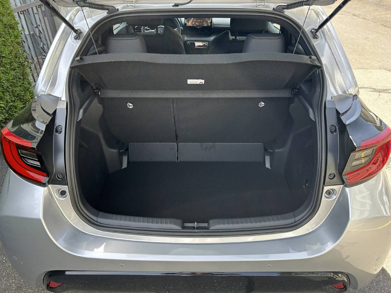 MAZDA 2 1.5 Hybrid Homura-image-10