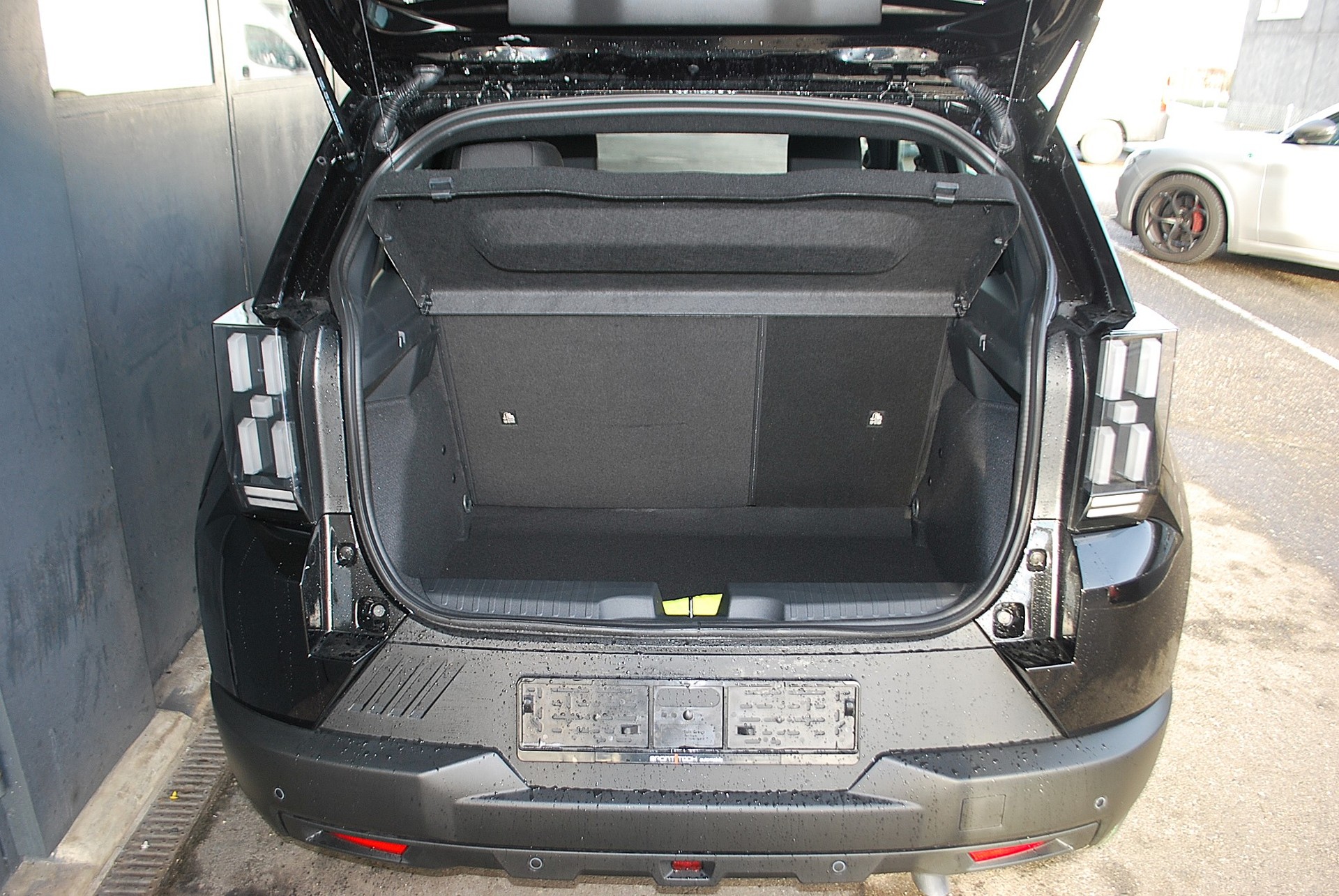 FIAT Grande Panda MHEV Icon-image-8