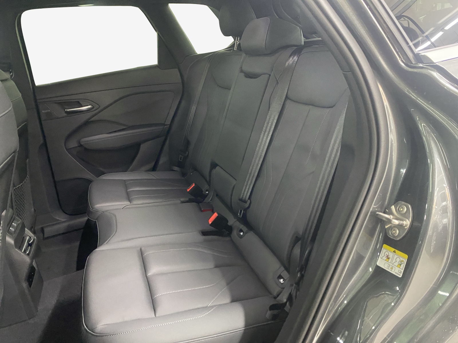 AUDI Q3 SUV 110 kW TFSI S tronic-image-11