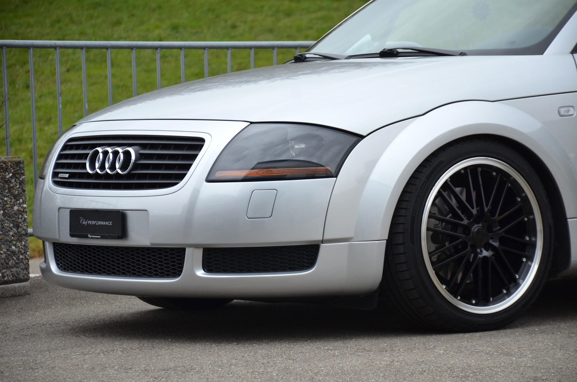 AUDI TT Roadster 1.8 T quattro-image-10