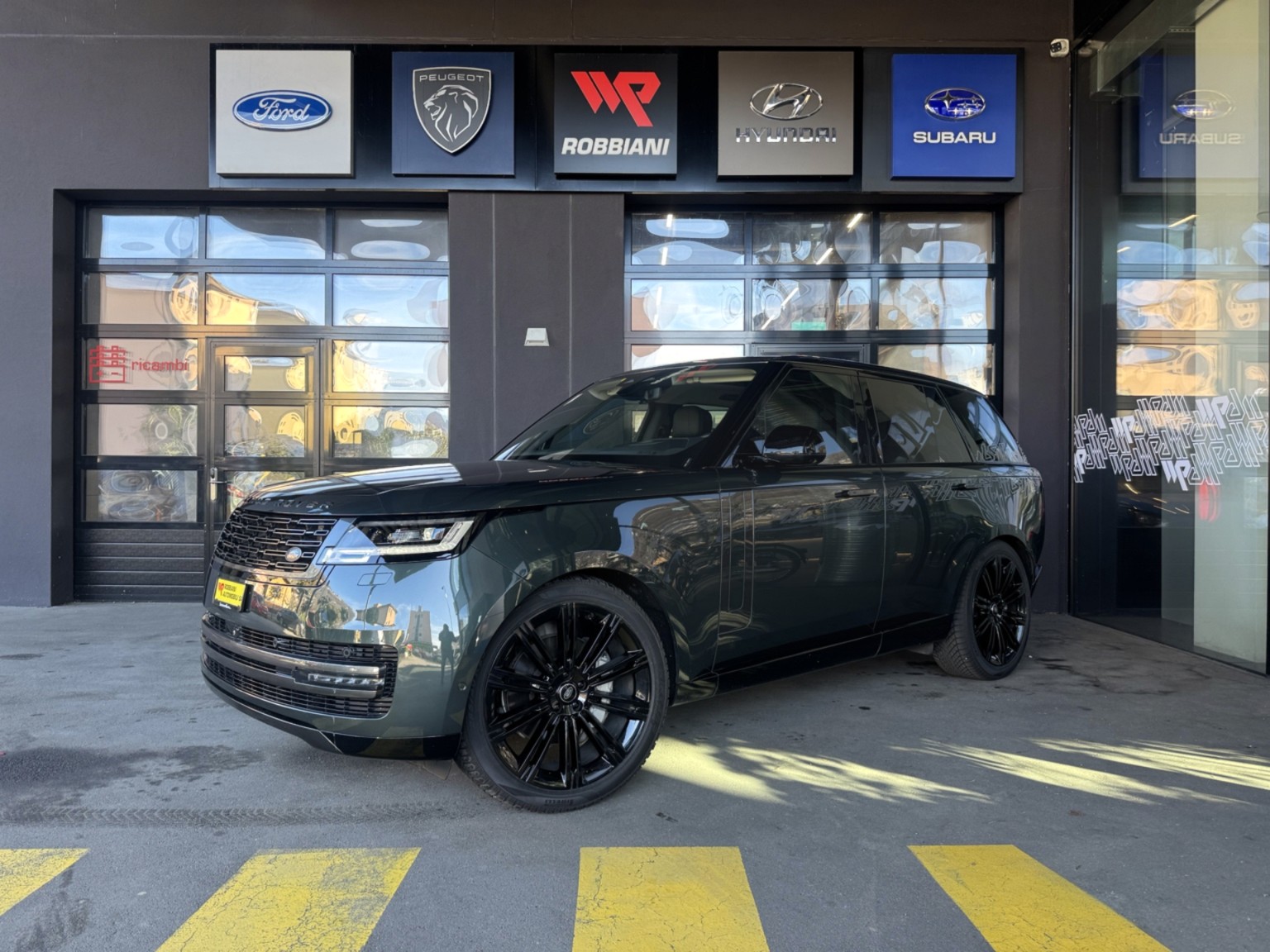 LAND ROVER Range Rover D250 3.0D I6 MHEV HSE Automatic-image-0