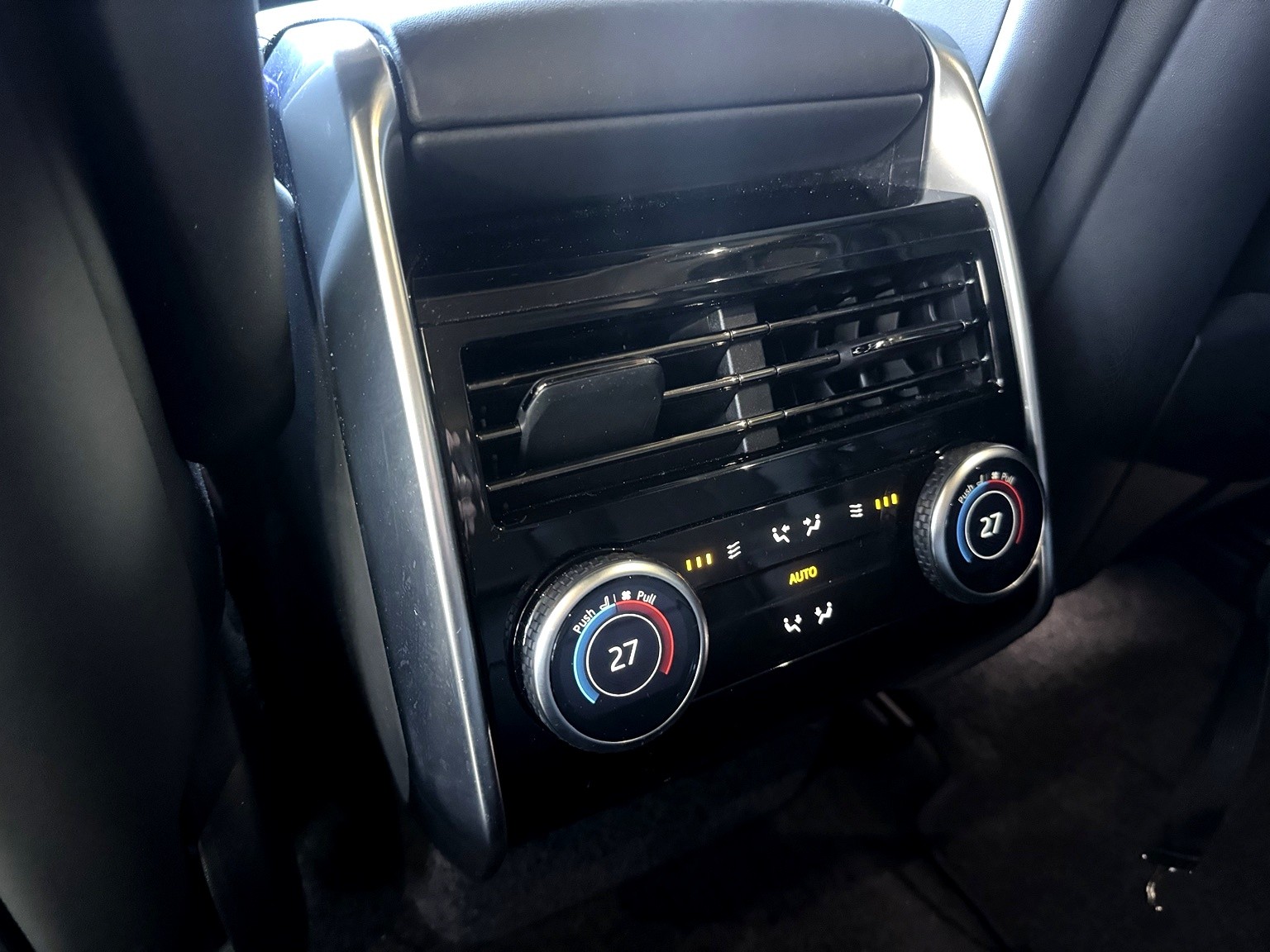 LAND ROVER Range Rover D250 3.0D I6 MHEV HSE Automatic-image-12