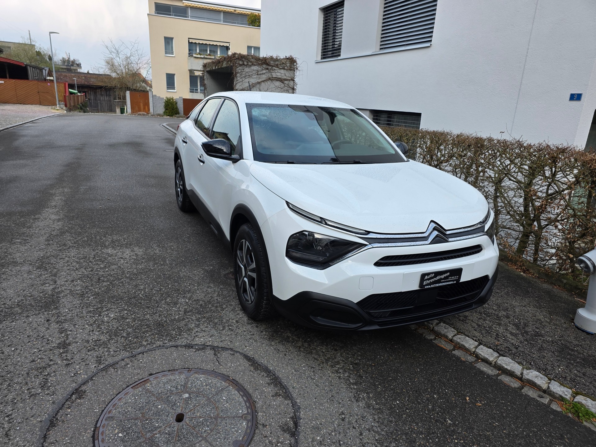 CITROEN C4 1.2 Pure Tech You-image-2