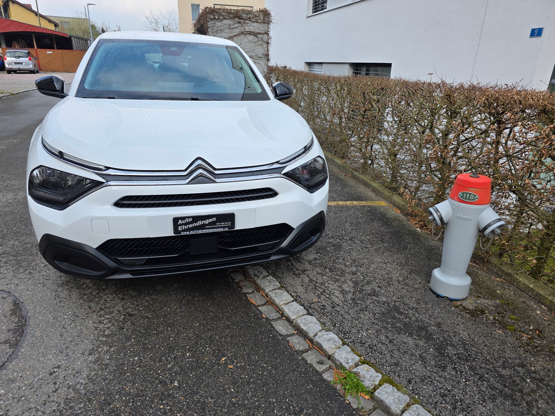 CITROEN C4 1.2 Pure Tech You-image-1