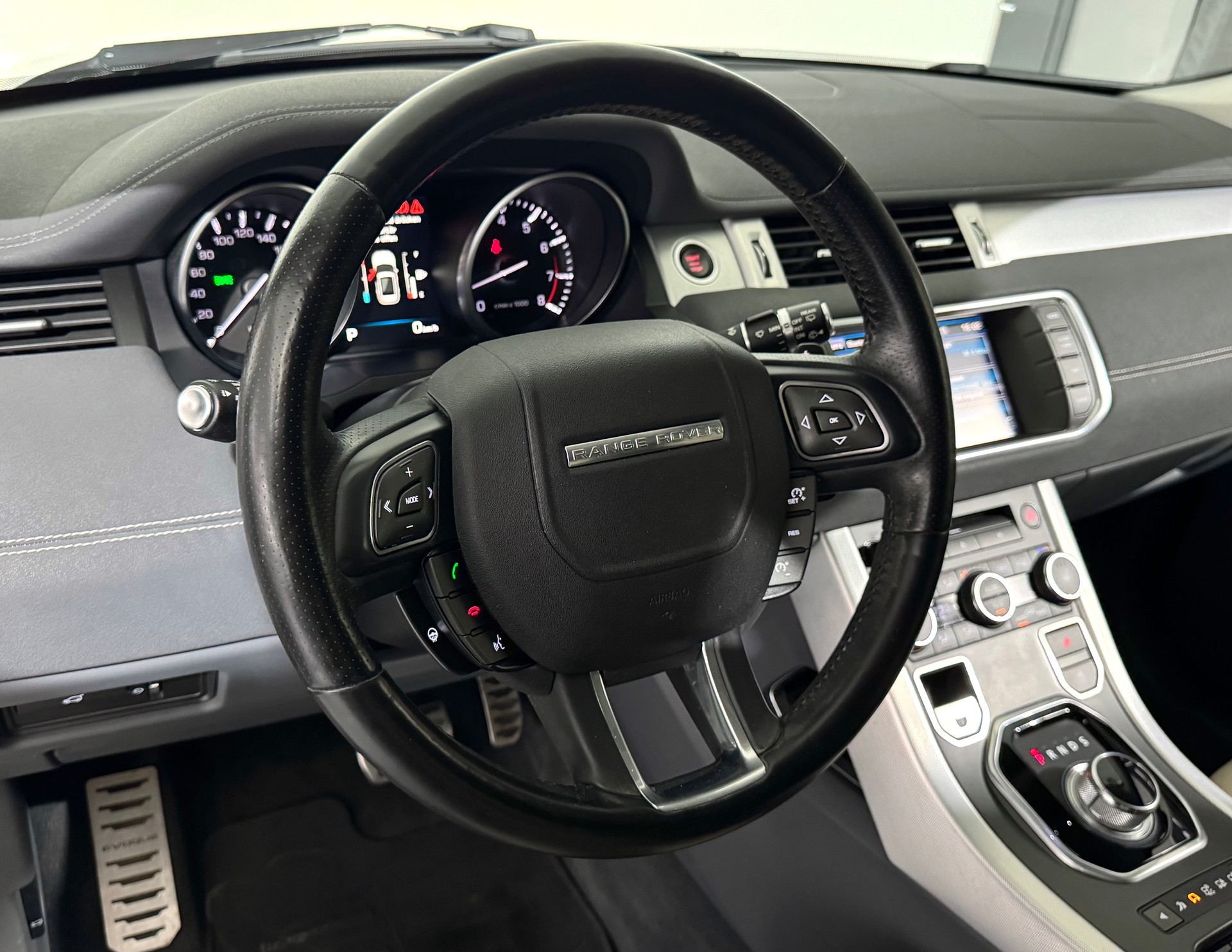 LAND ROVER Range Rover Evoque 2.0 Si4 Dynamic AT6-image-10
